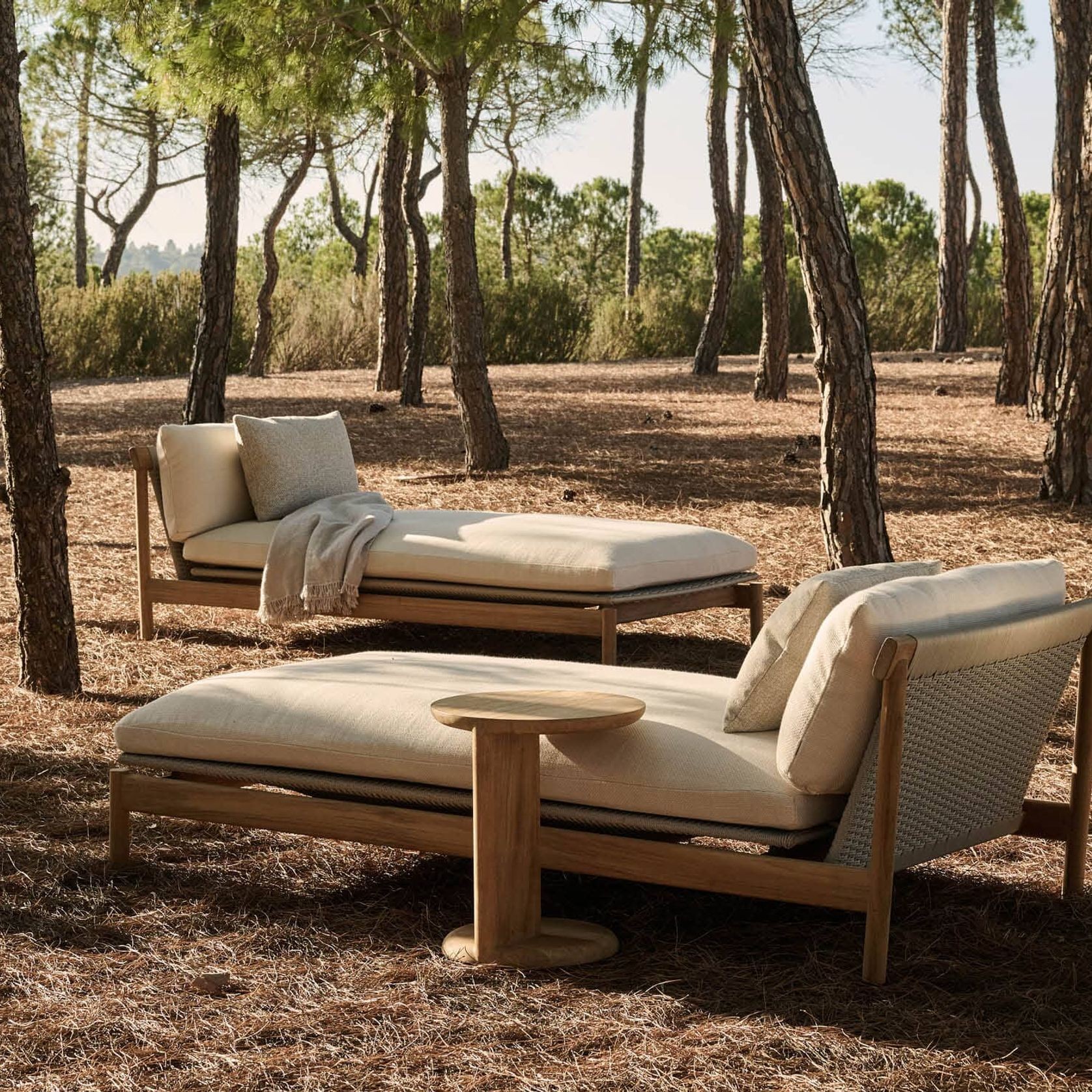 Amanu Daybed gallery detail image