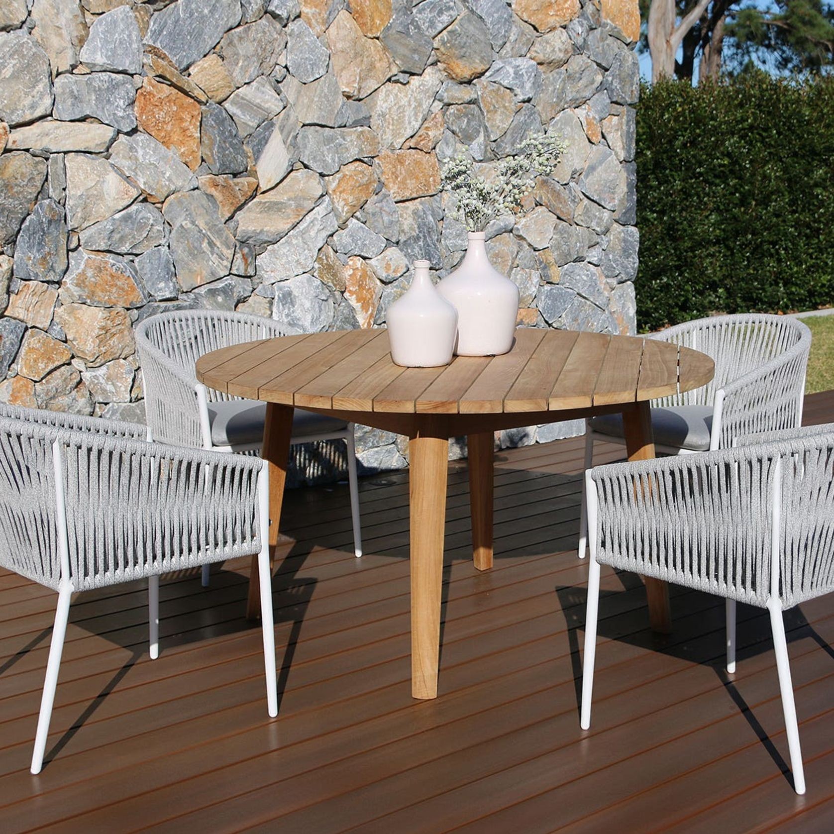 Atoll 140 Round Table with Gizella Chairs -5pc Outdoor gallery detail image