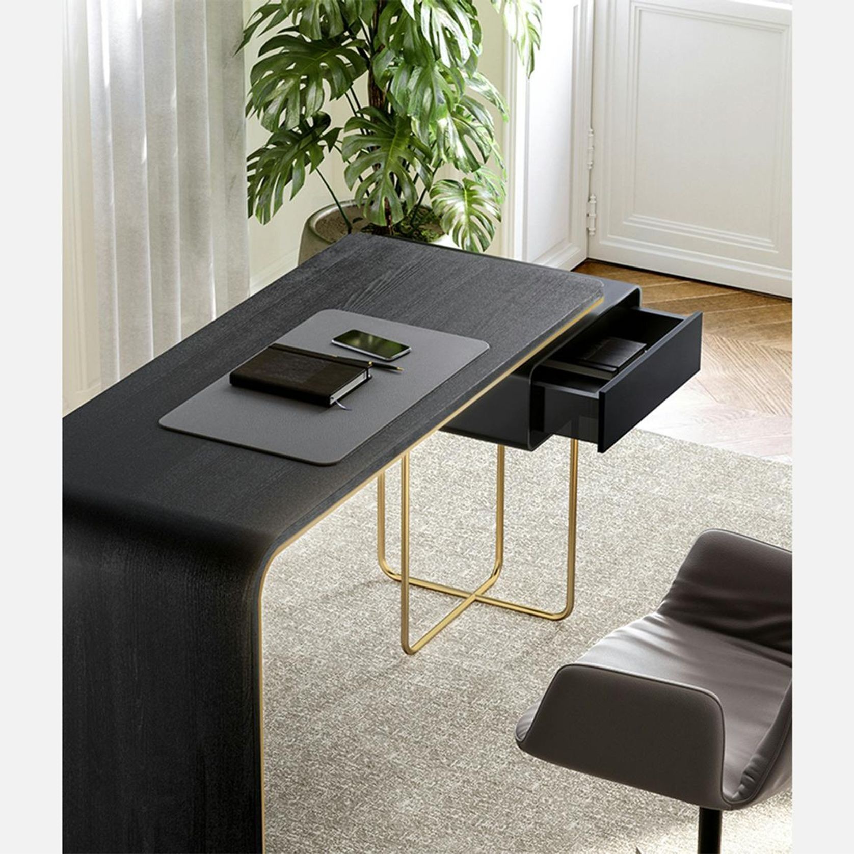 Auri Desk gallery detail image