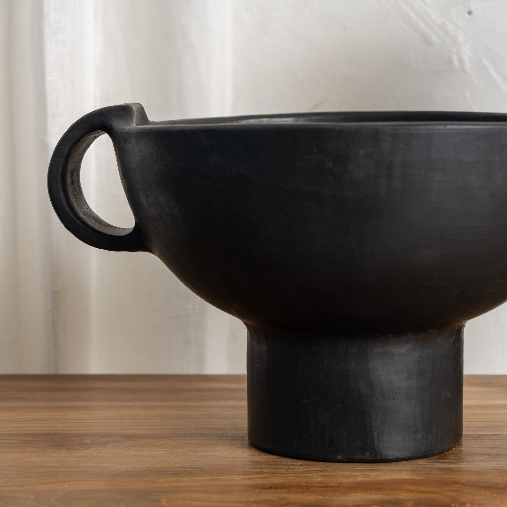 Avni Podium Bowl gallery detail image