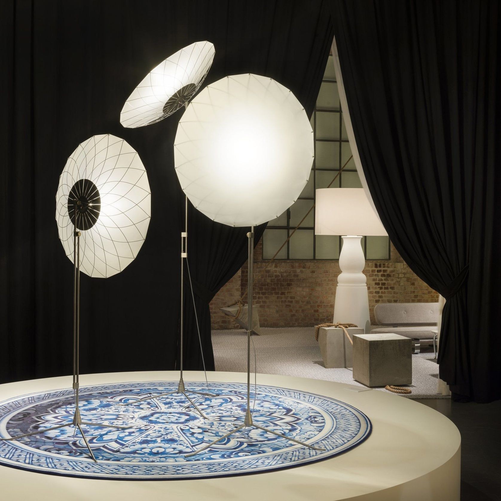 Filigree Floor Lamp gallery detail image