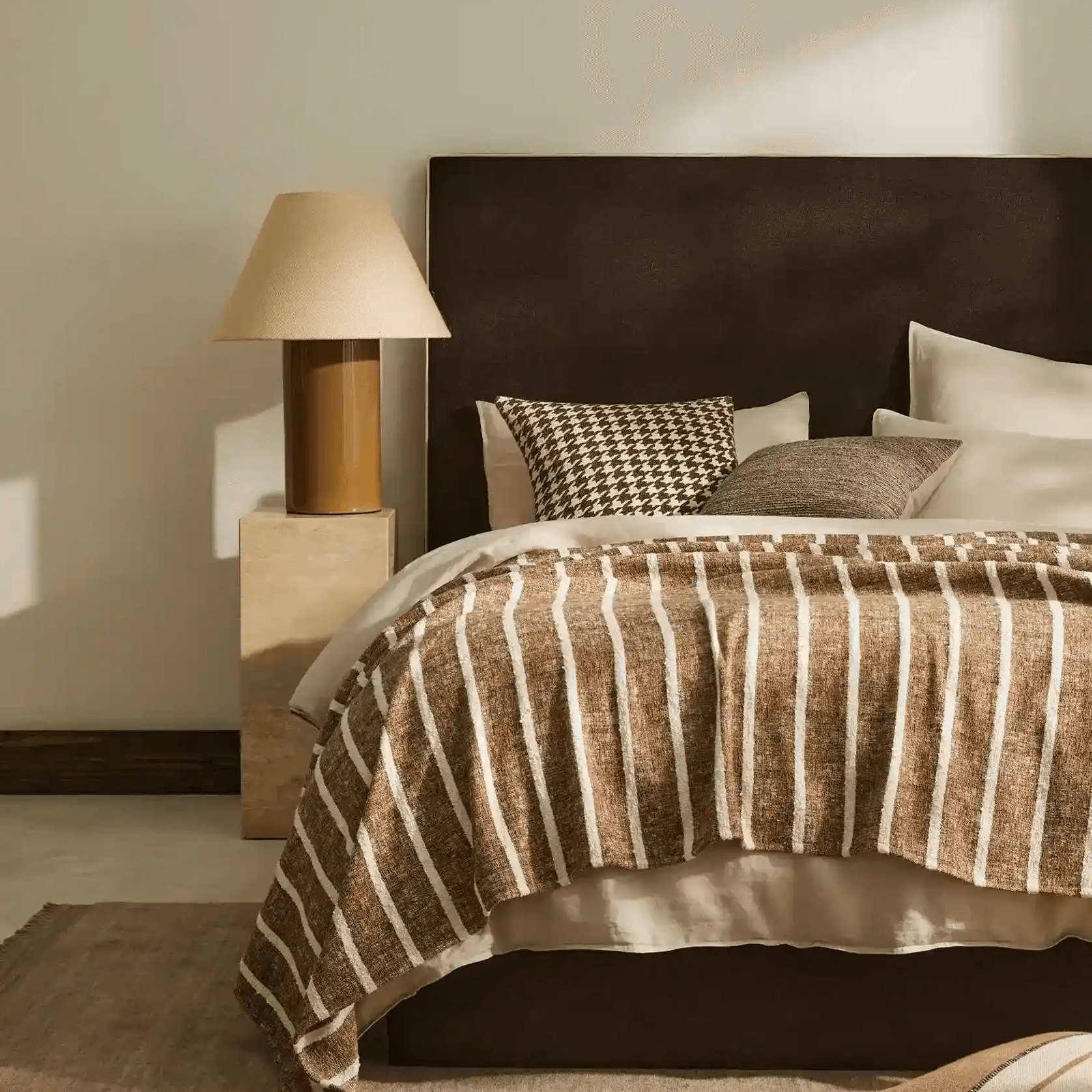 Weave Home Vista Cushion - Natural | Chunky Linen/Wool Blend gallery detail image