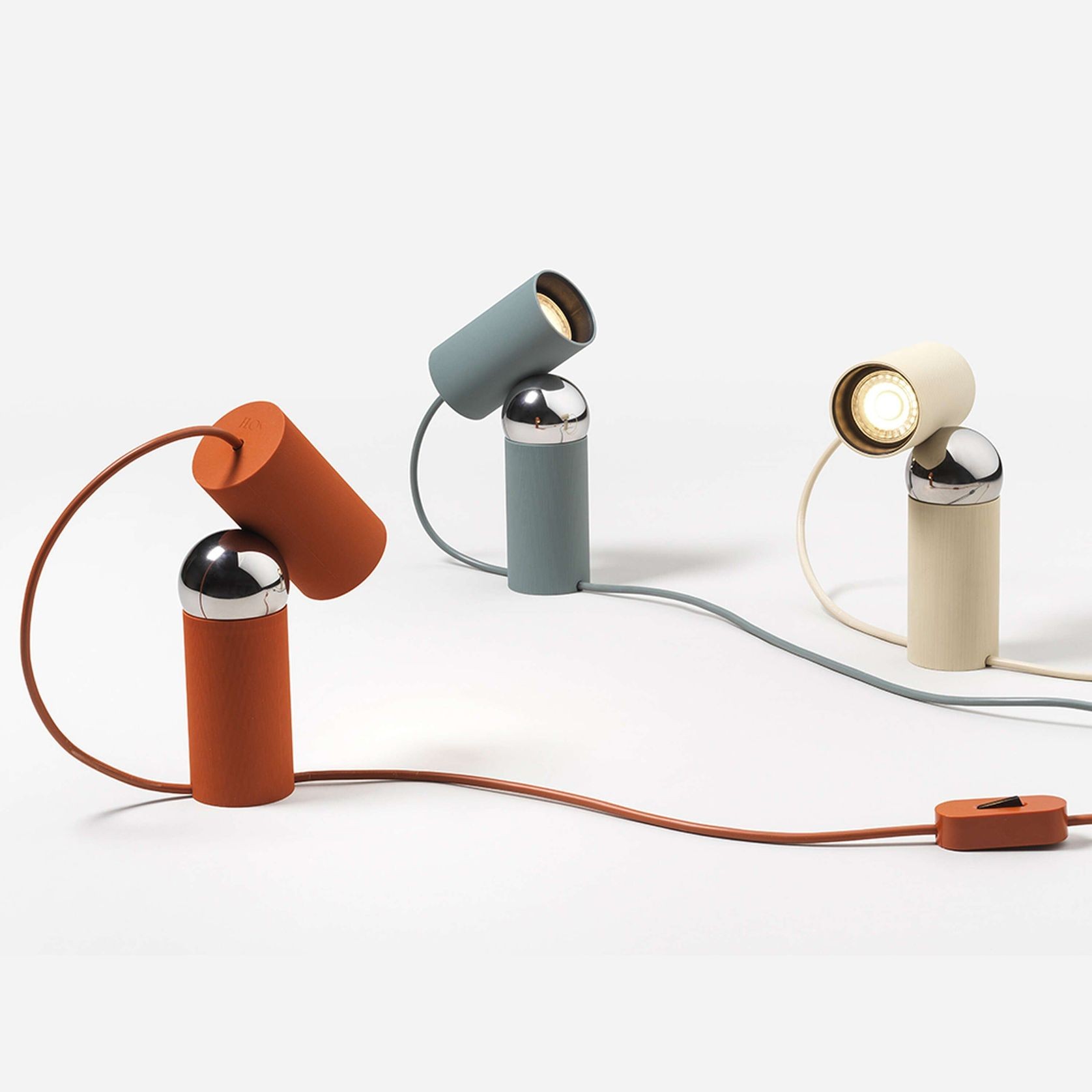 Bilboquet gallery detail image