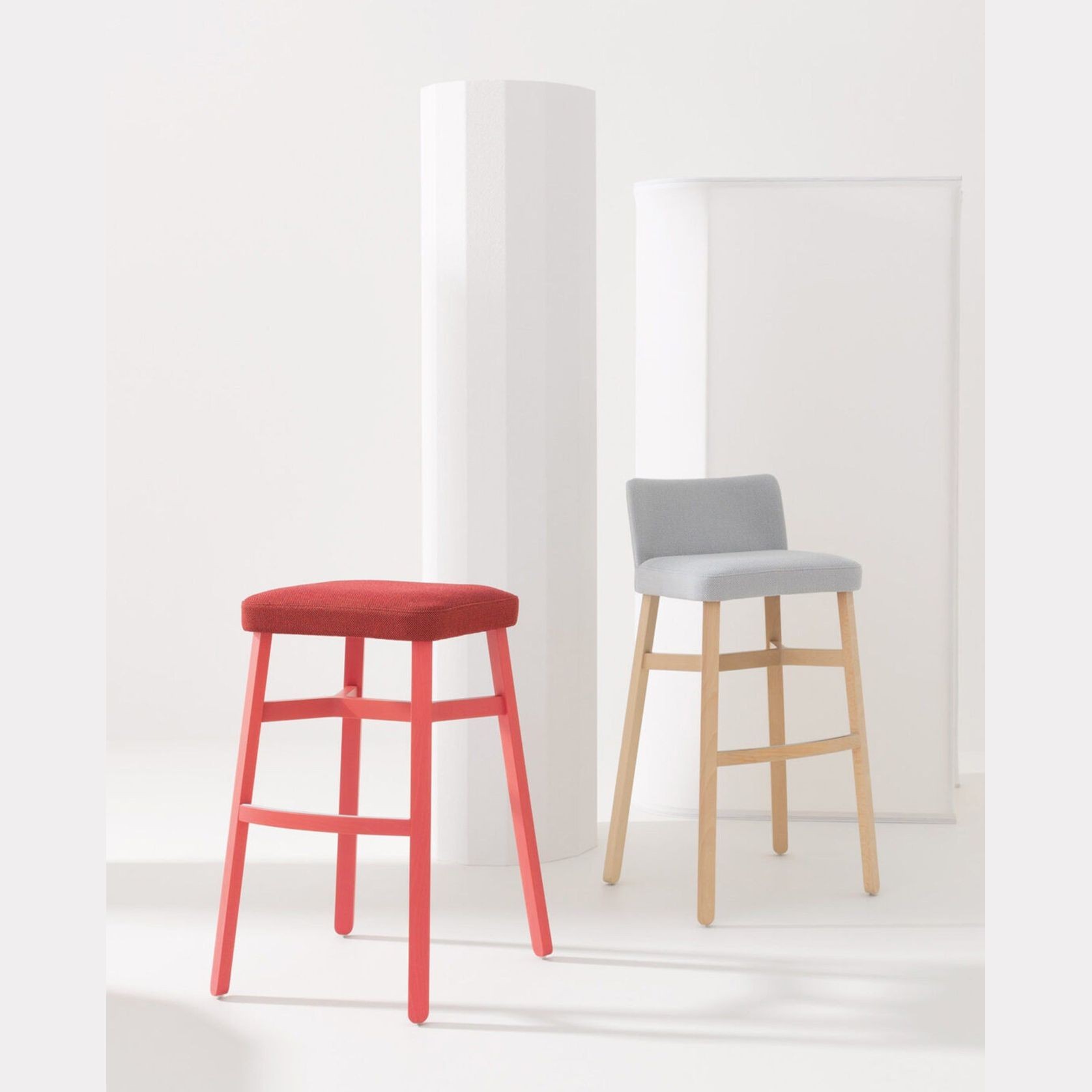 Croissant Stool with Backrest gallery detail image