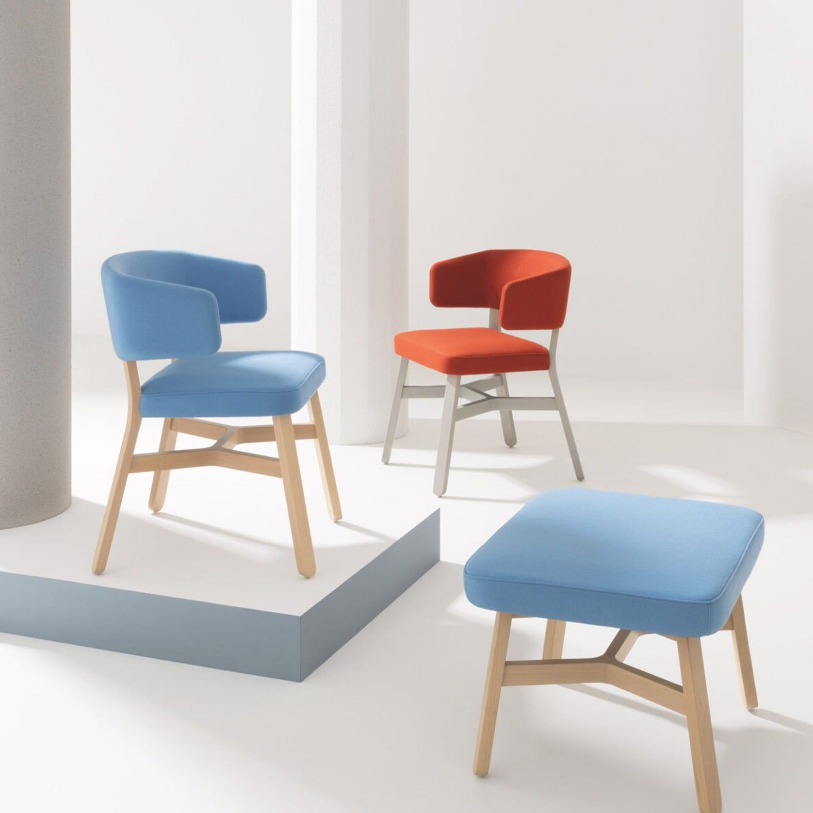 Croissant Armchair gallery detail image