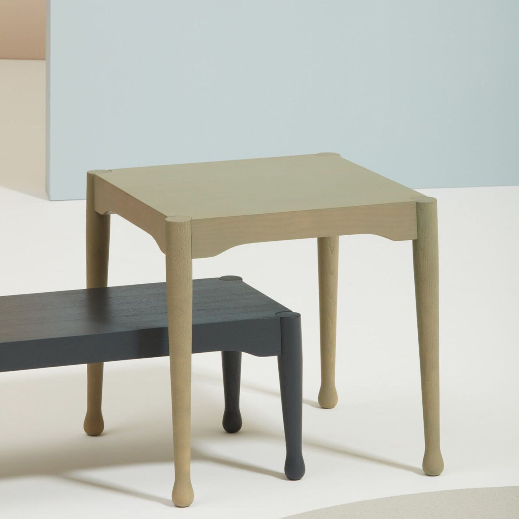 Frisee Table gallery detail image