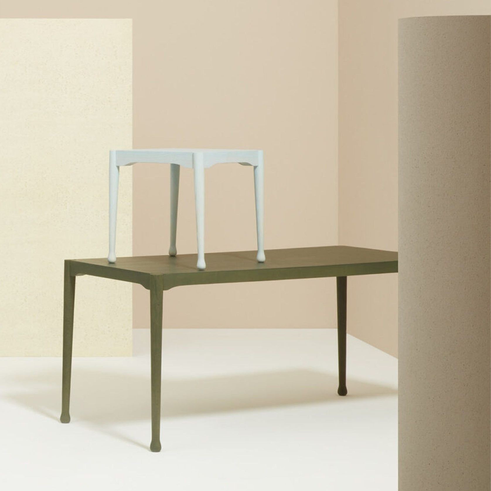 Frisee Table gallery detail image