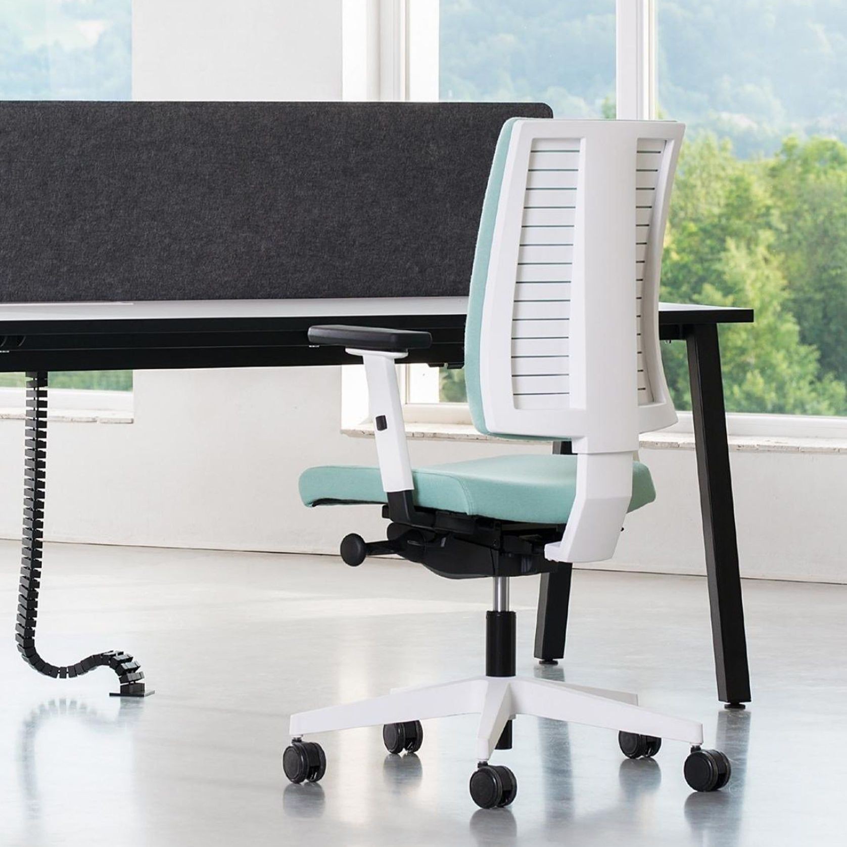 Navigo Task Chair gallery detail image