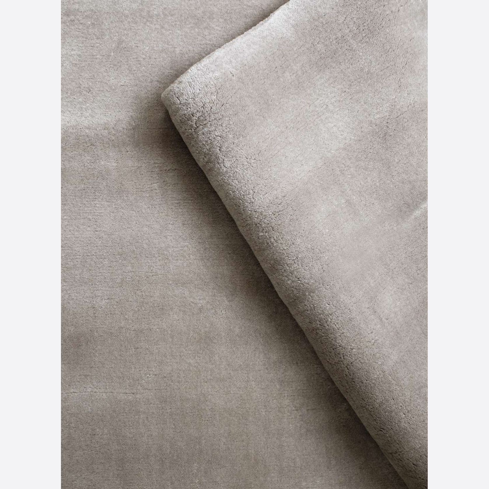 Cashmere Rug | Silver gallery detail image