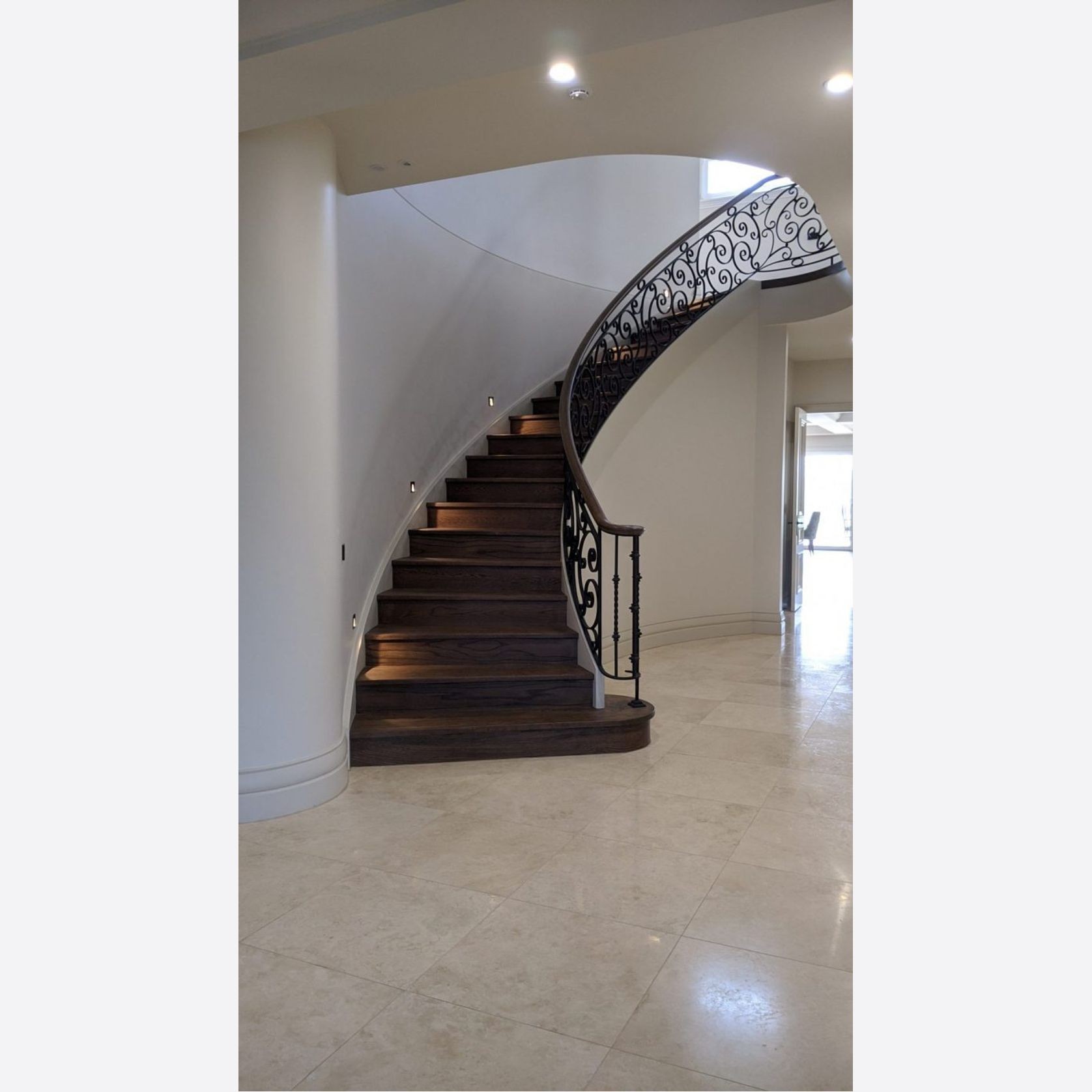 Tuscan Cross Cut Filled & Honed Travertine Tiles gallery detail image