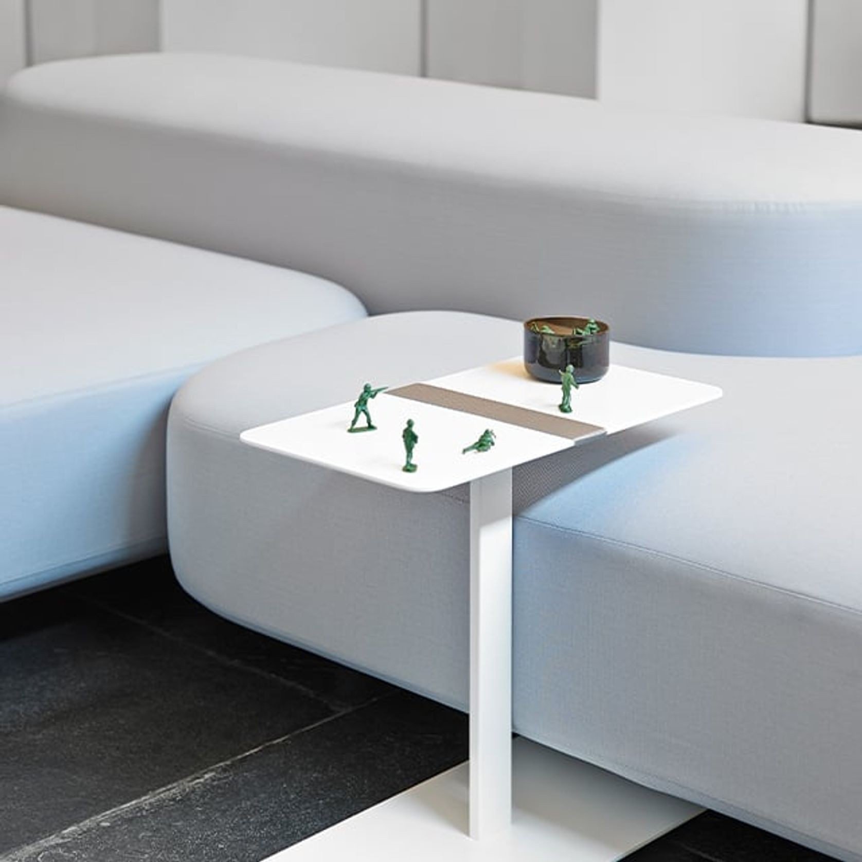 Common Bench gallery detail image