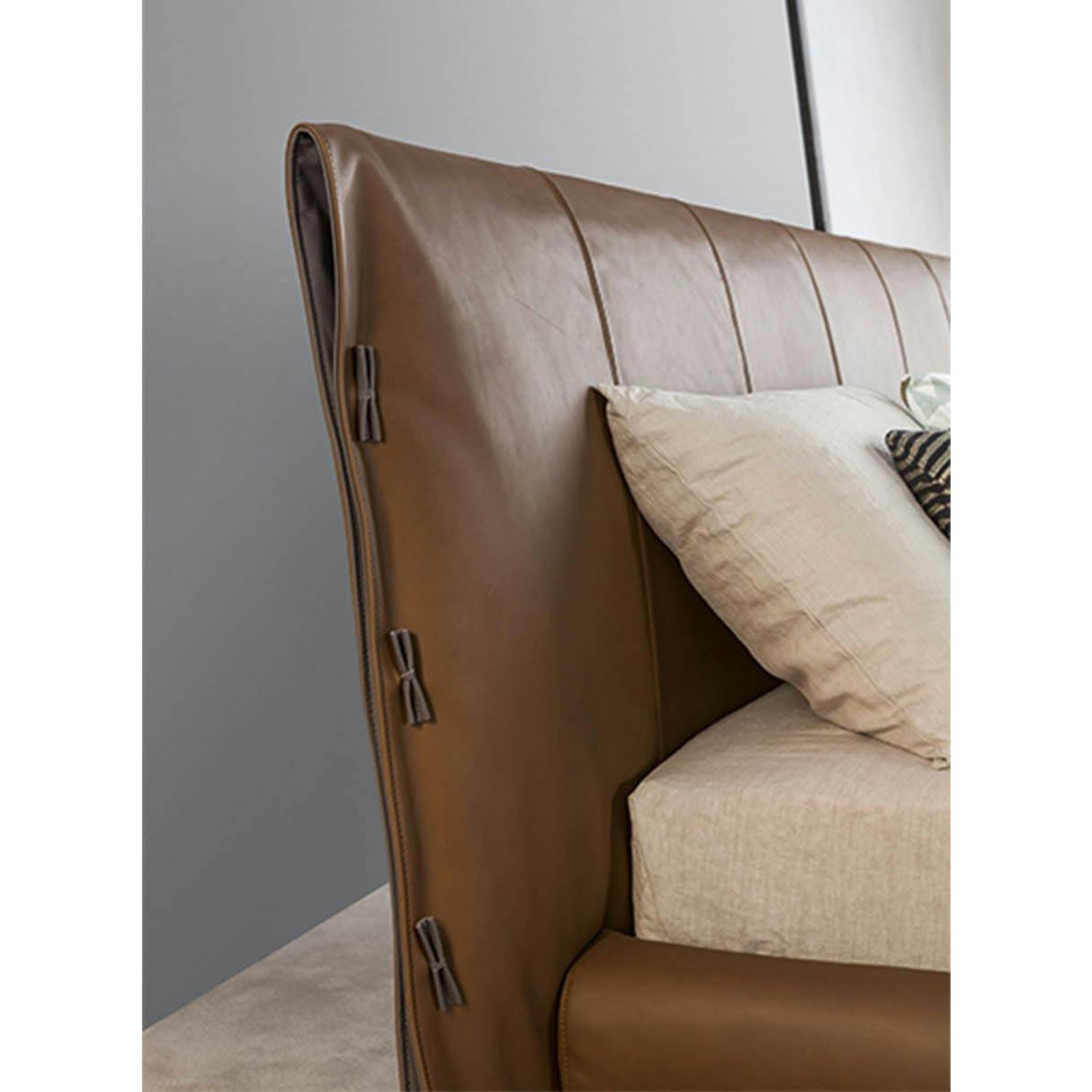 Cuff Bed gallery detail image