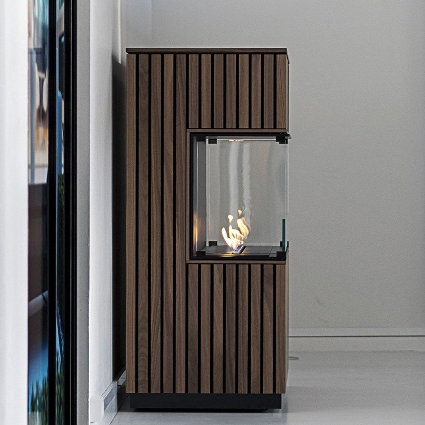 Decoflame Montreal Open Three-Sided Net Zero Fireplace gallery detail image