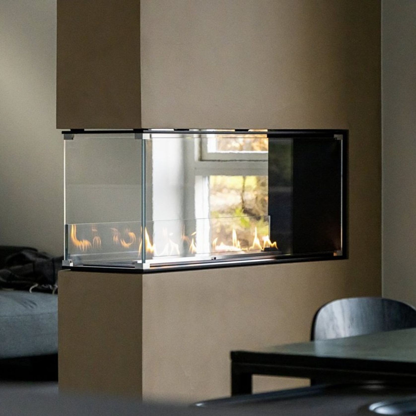 Decoflame Montreal Room Divider Net Zero Fireplace gallery detail image