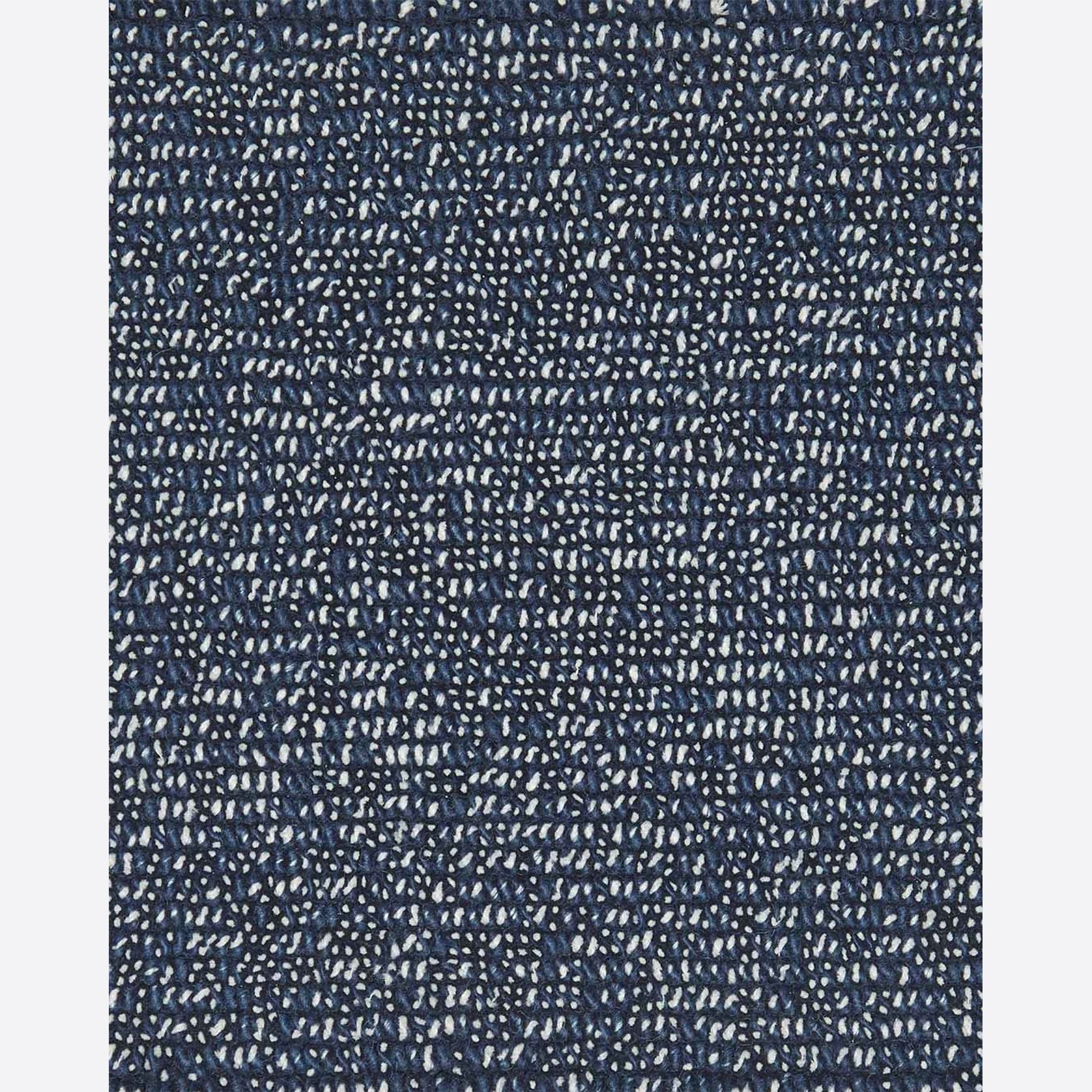 Coral Tip Shear Loop Deep Blue White Core gallery detail image