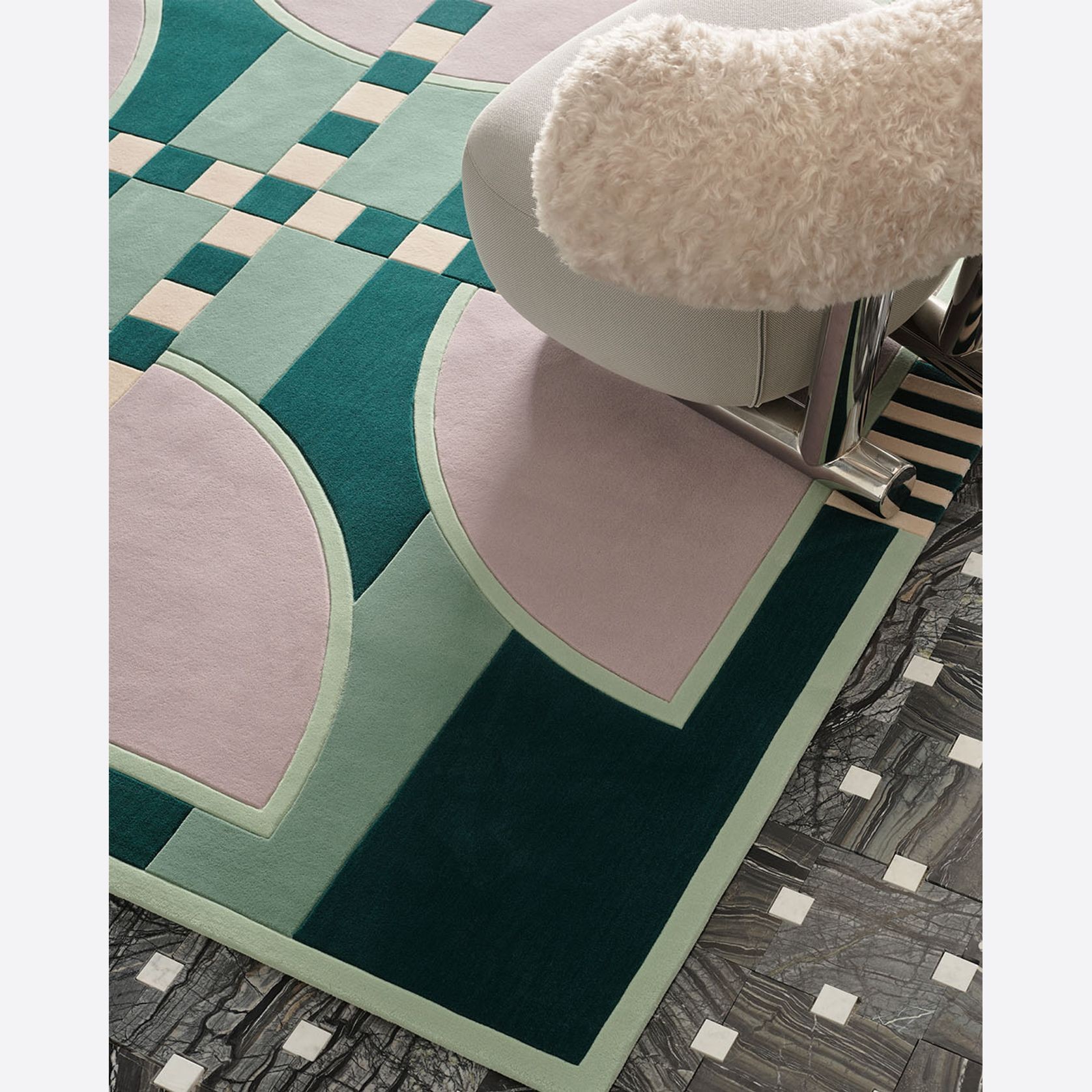 Rinna gallery detail image