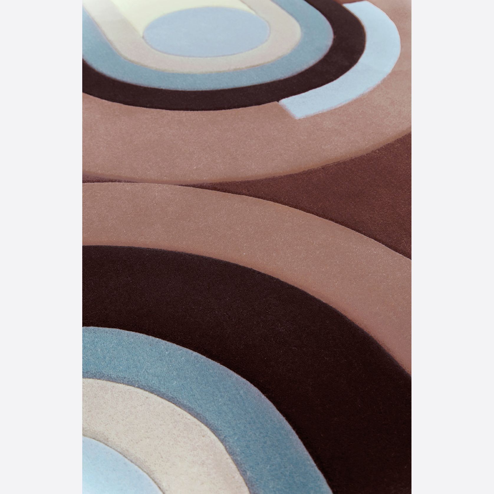 Rinna gallery detail image