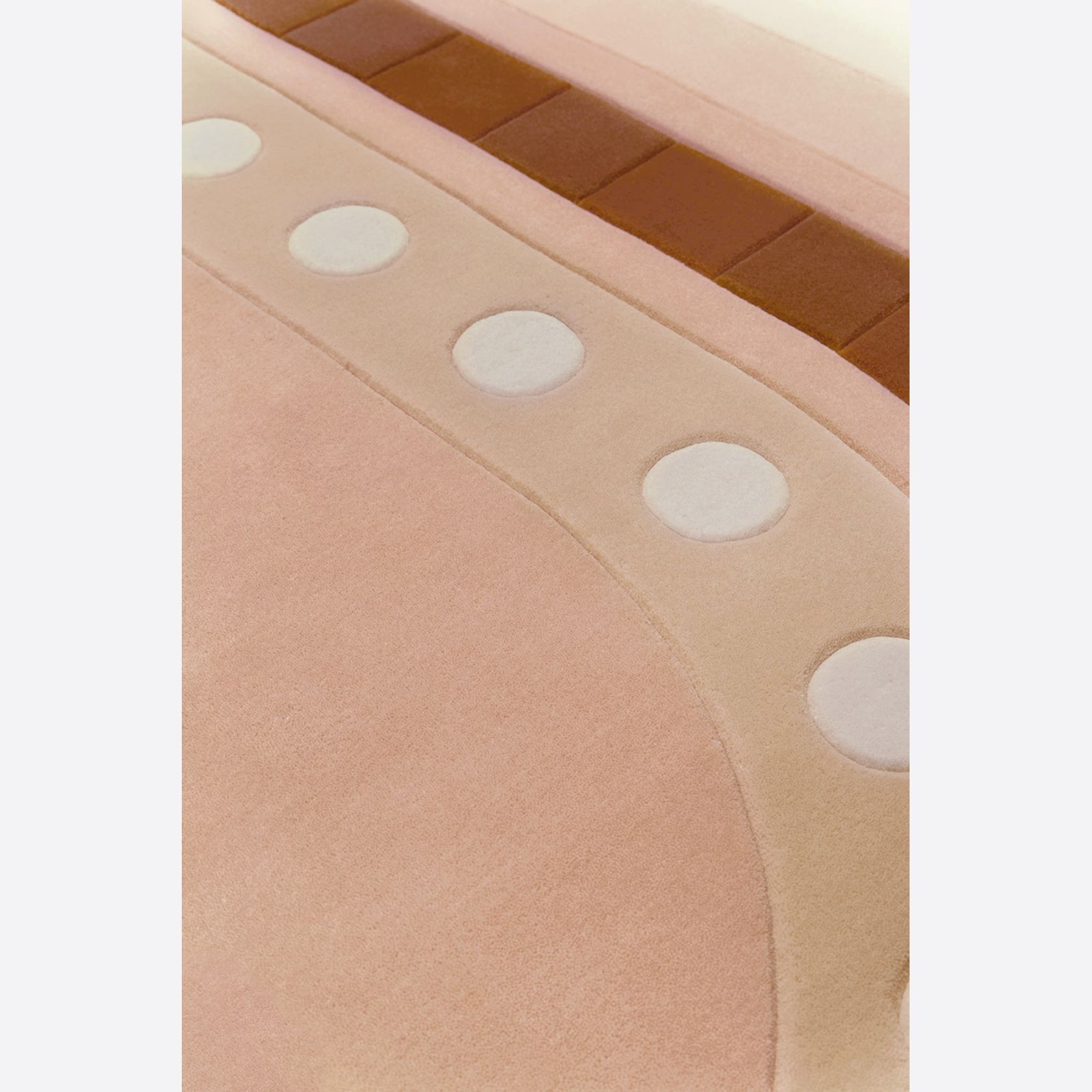Rinna gallery detail image