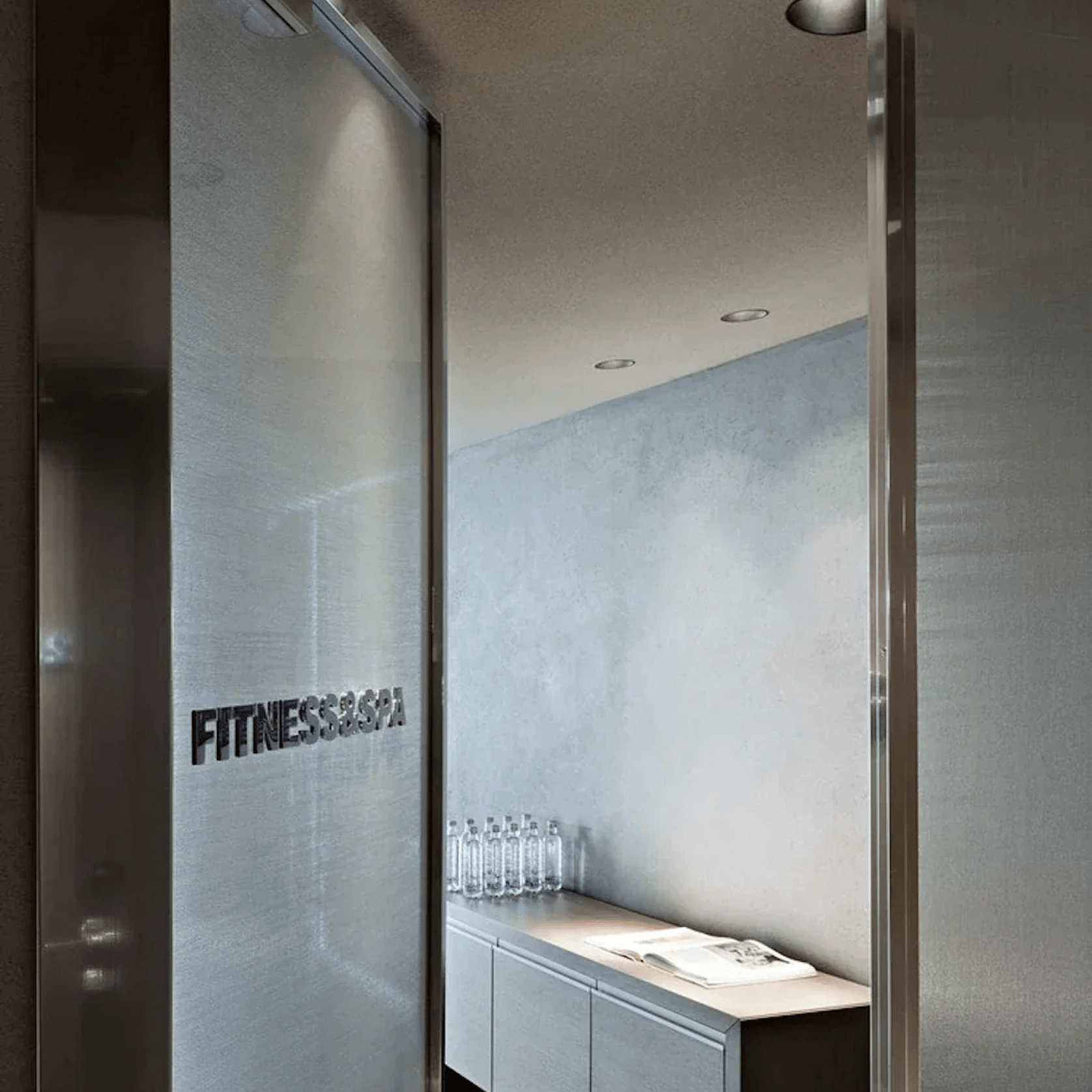 Kap Fixed Round gallery detail image