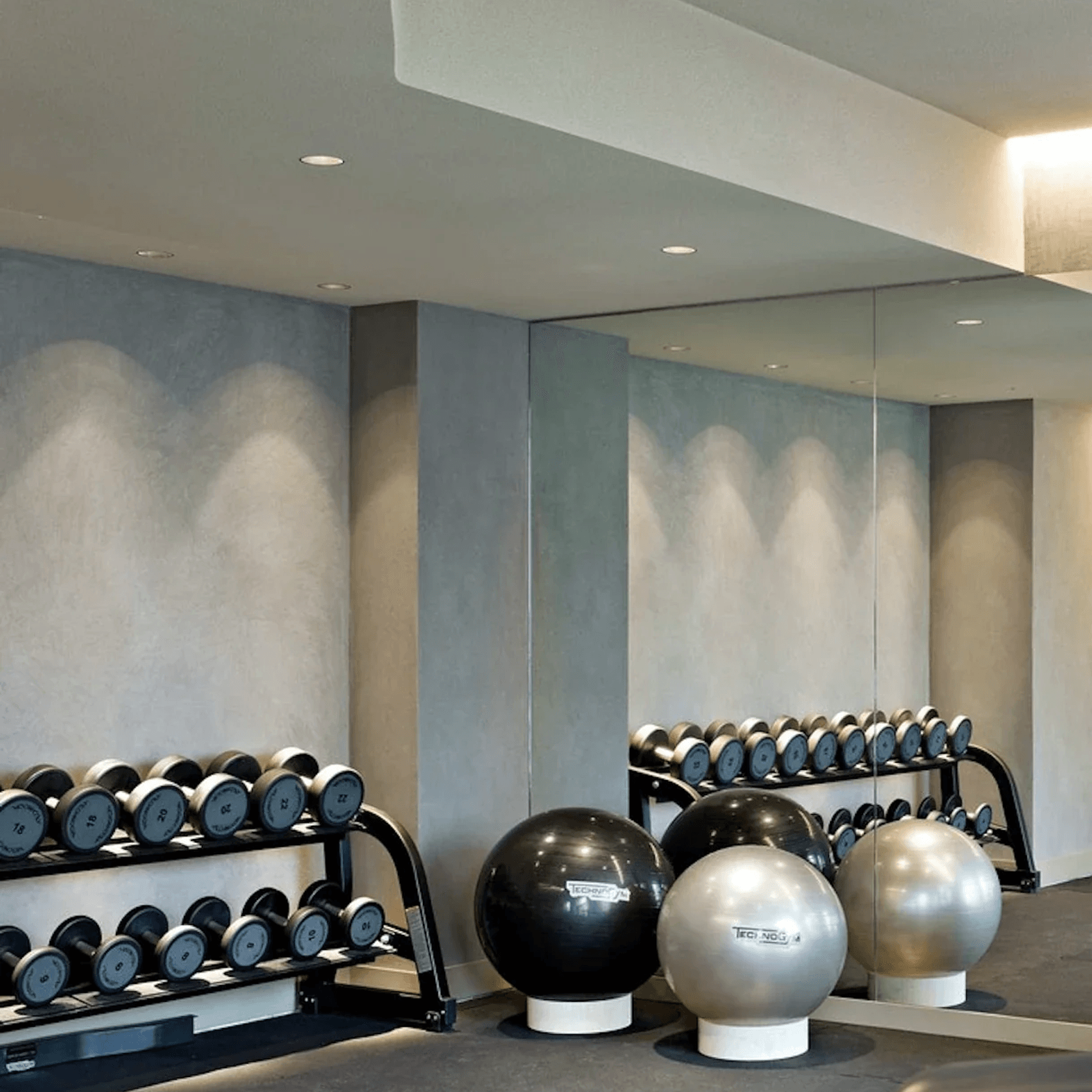 Kap Fixed Round gallery detail image