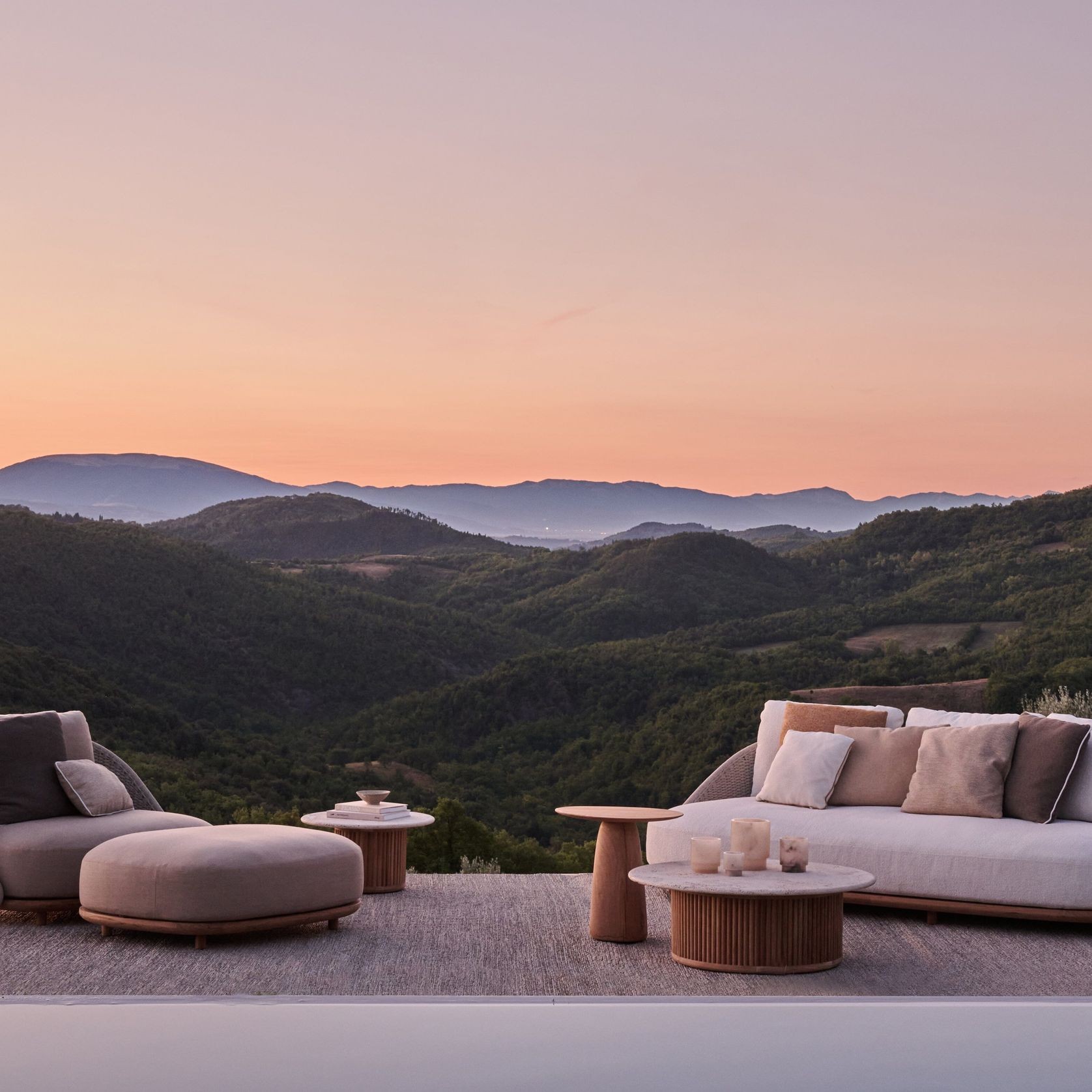 Elio Sofa (Collection Addition) gallery detail image