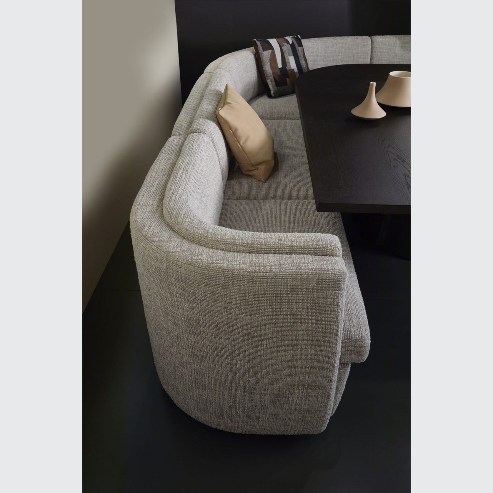 Blend sofa gallery detail image