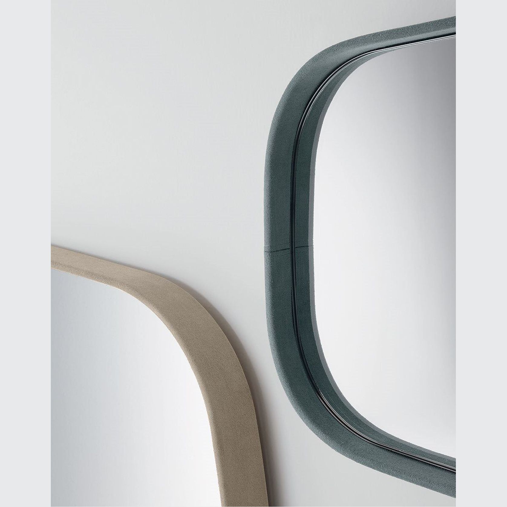 Soft mirror gallery detail image