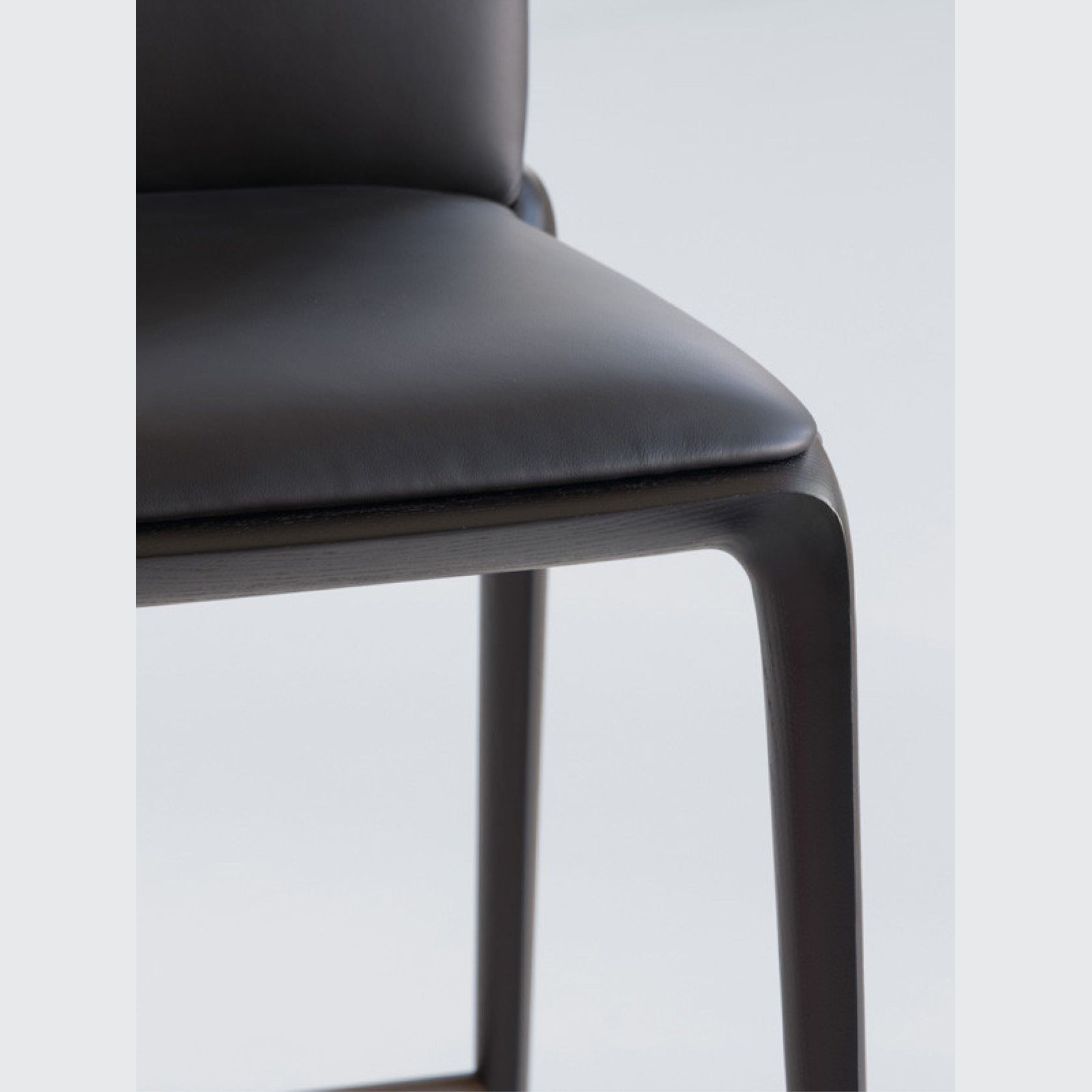 Hiru Barstool gallery detail image