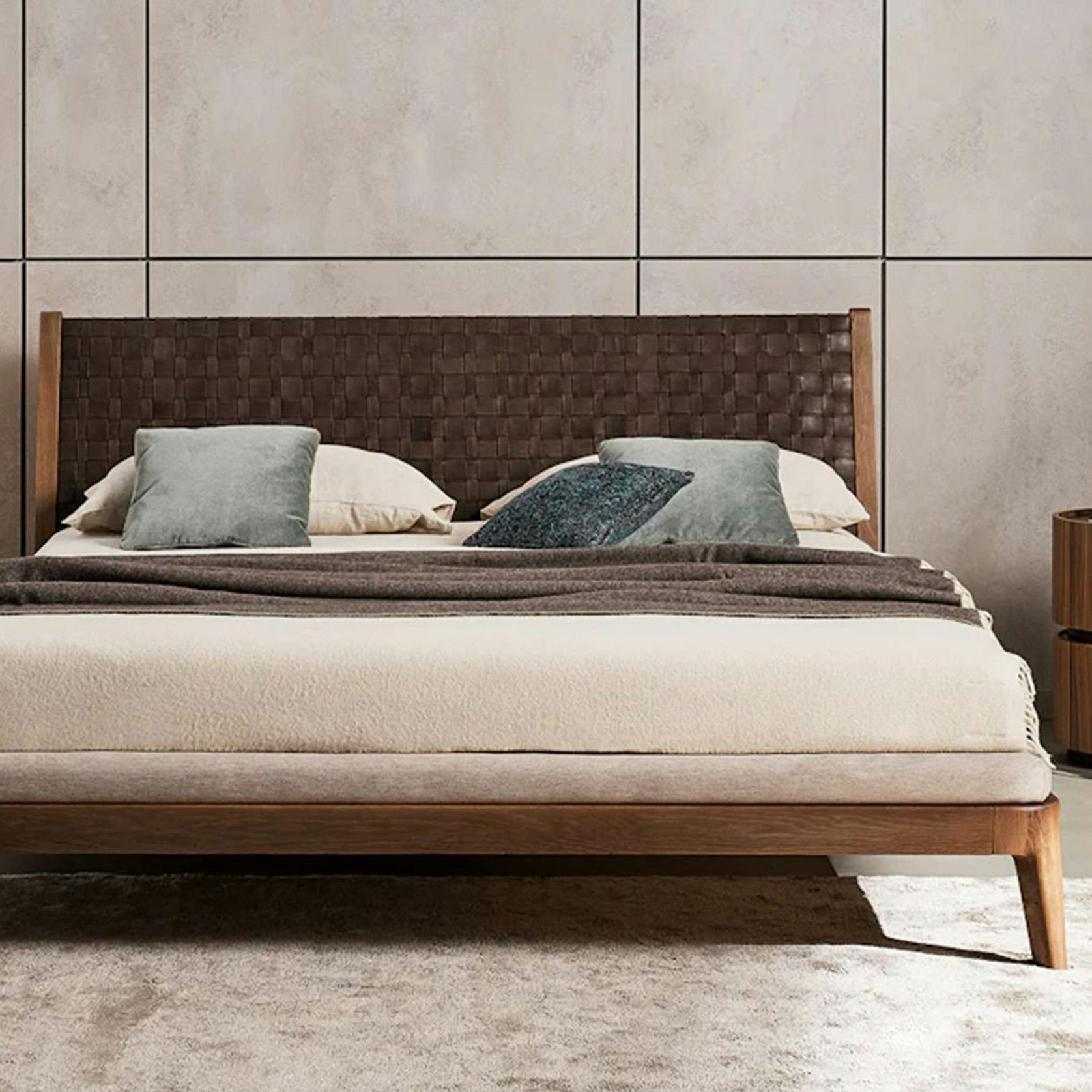 Honeymoon Bed gallery detail image