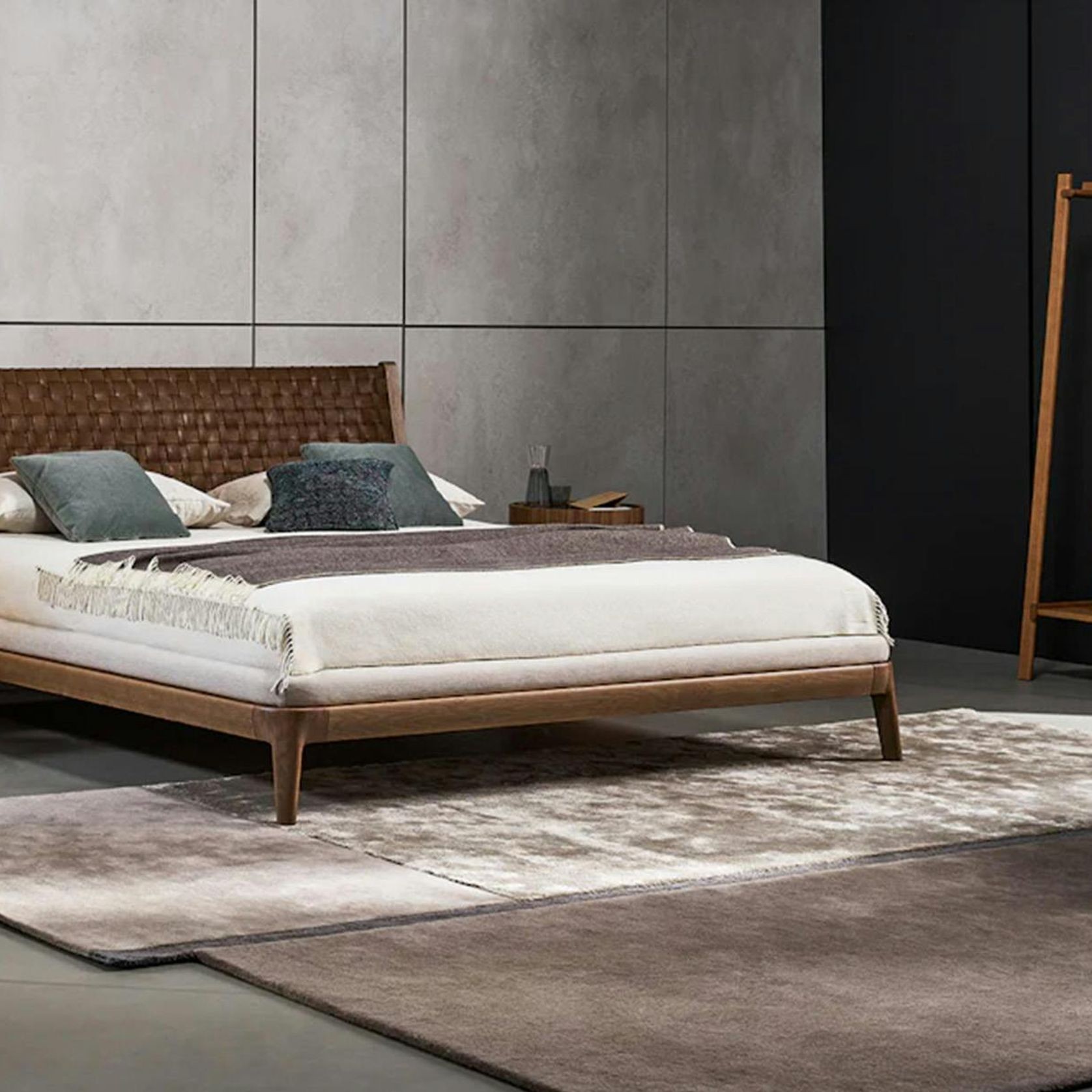 Honeymoon Bed gallery detail image
