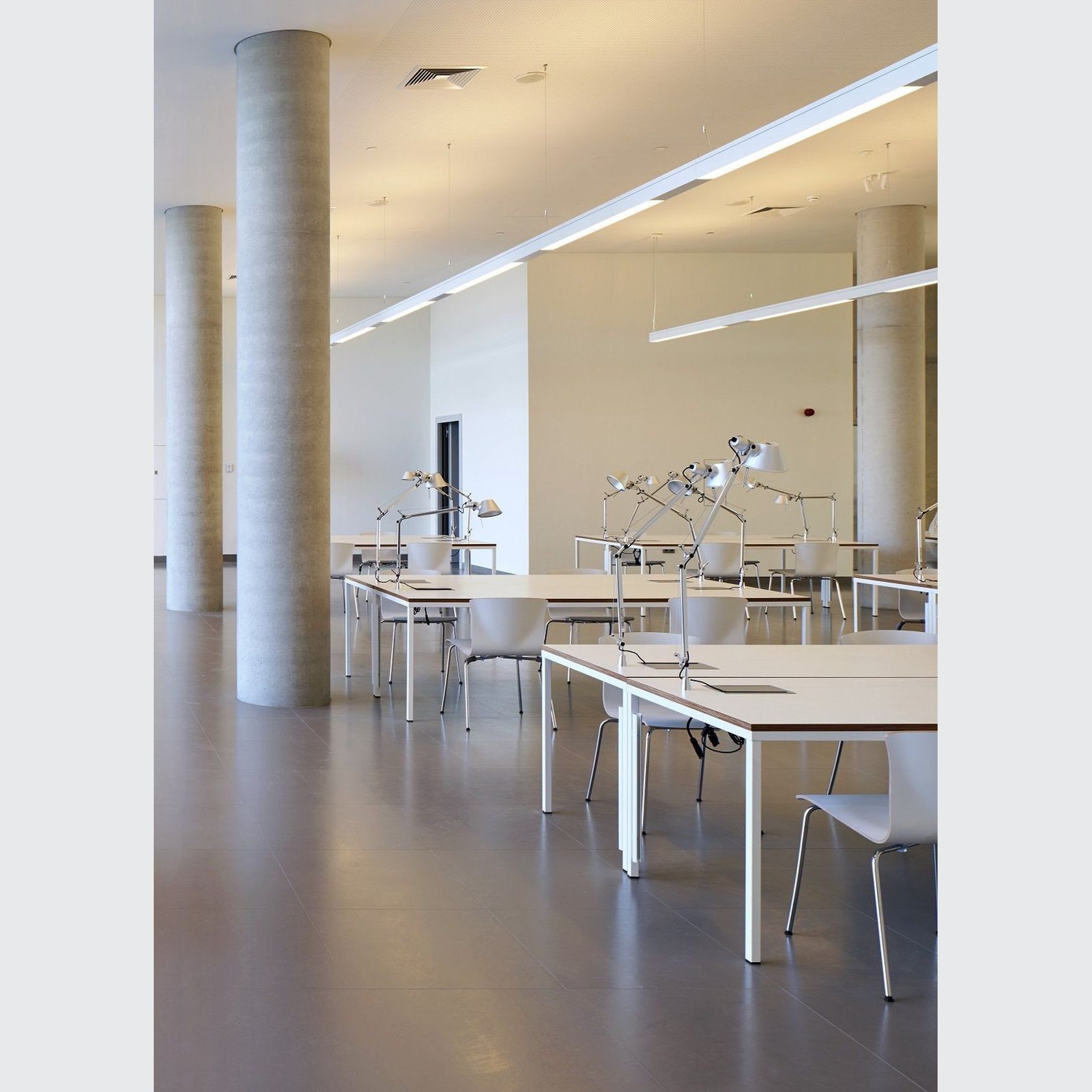 iN90 gallery detail image