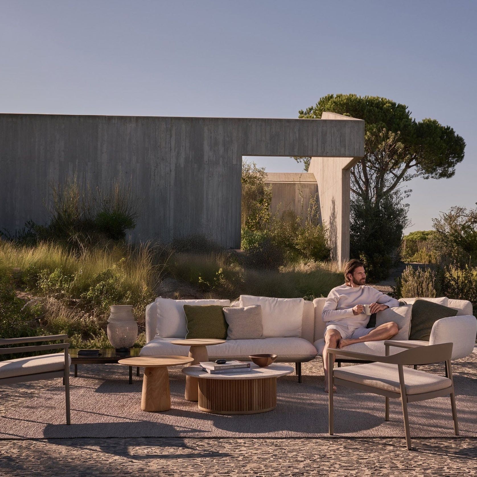 Illum Lounge Chair gallery detail image