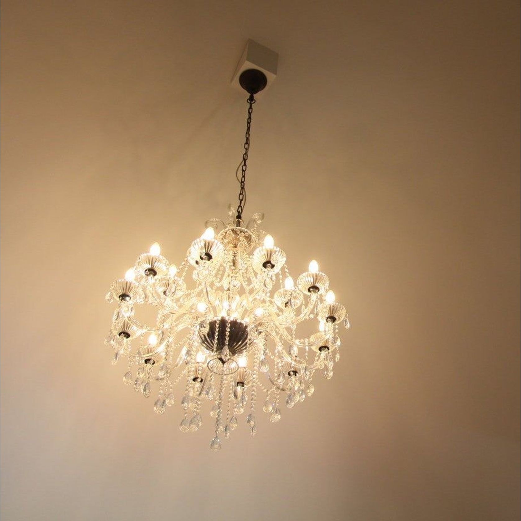 Hera 15 Light Chandelier gallery detail image