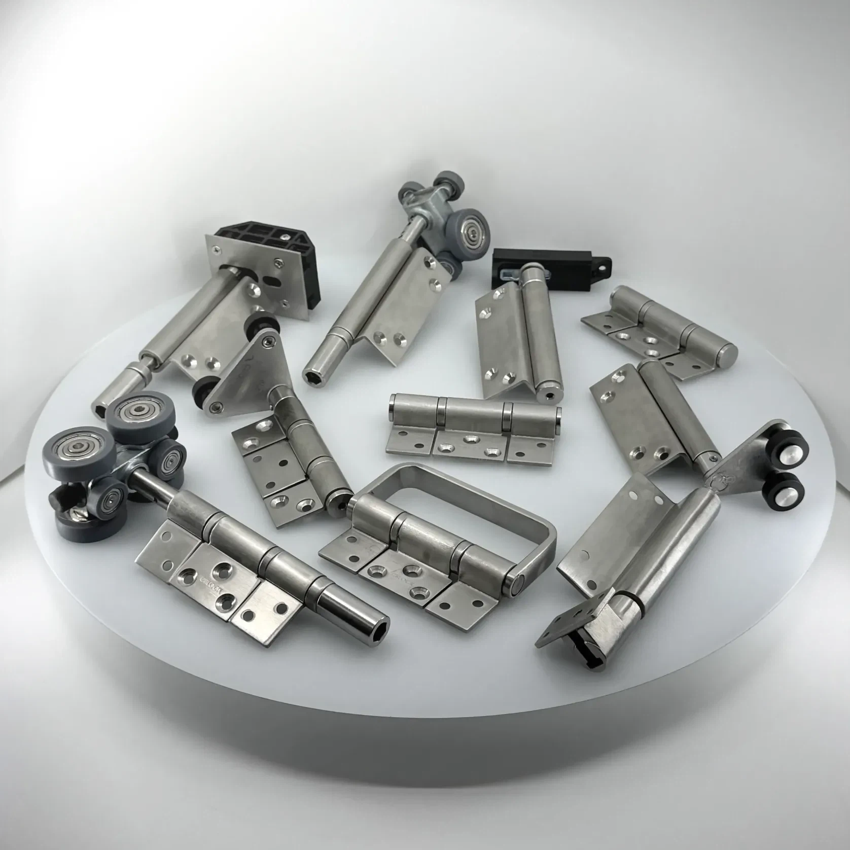 Heavy Duty Bifold Hardware System – Top-Hung Bi-folding gallery detail image