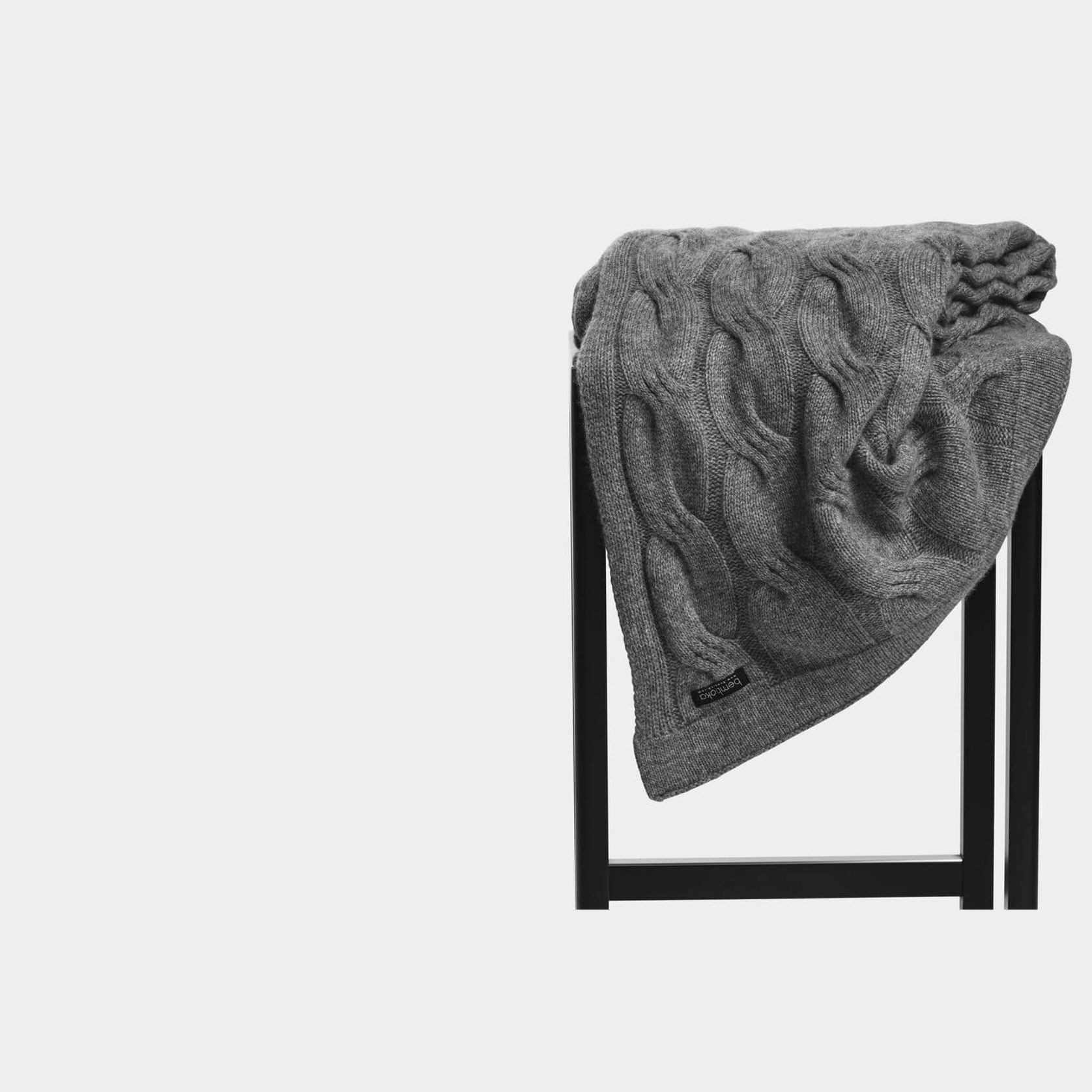 Chunky Cable Italian Cashmere Throws gallery detail image