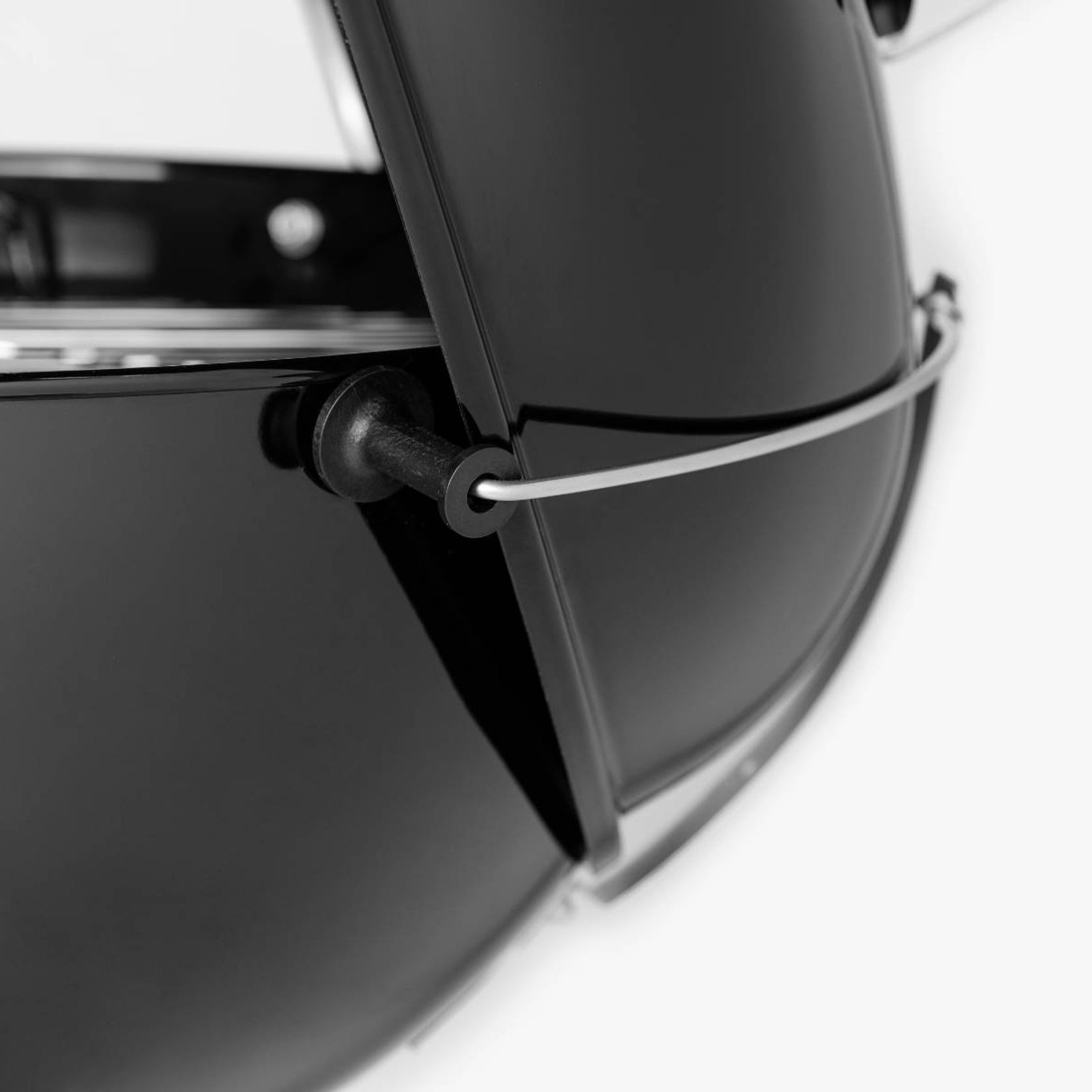 Weber 57cm Master Touch Plus Kettle gallery detail image