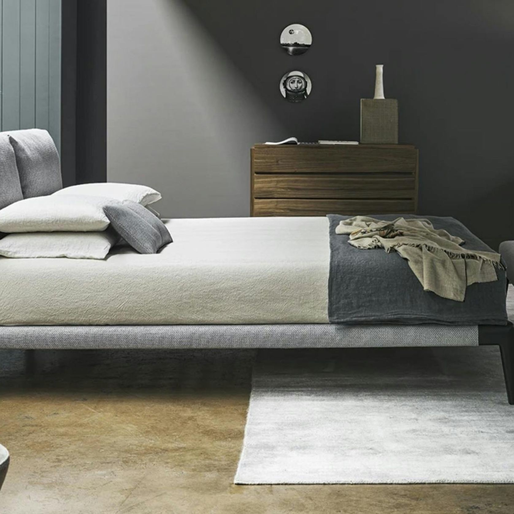 Kriss Bed gallery detail image