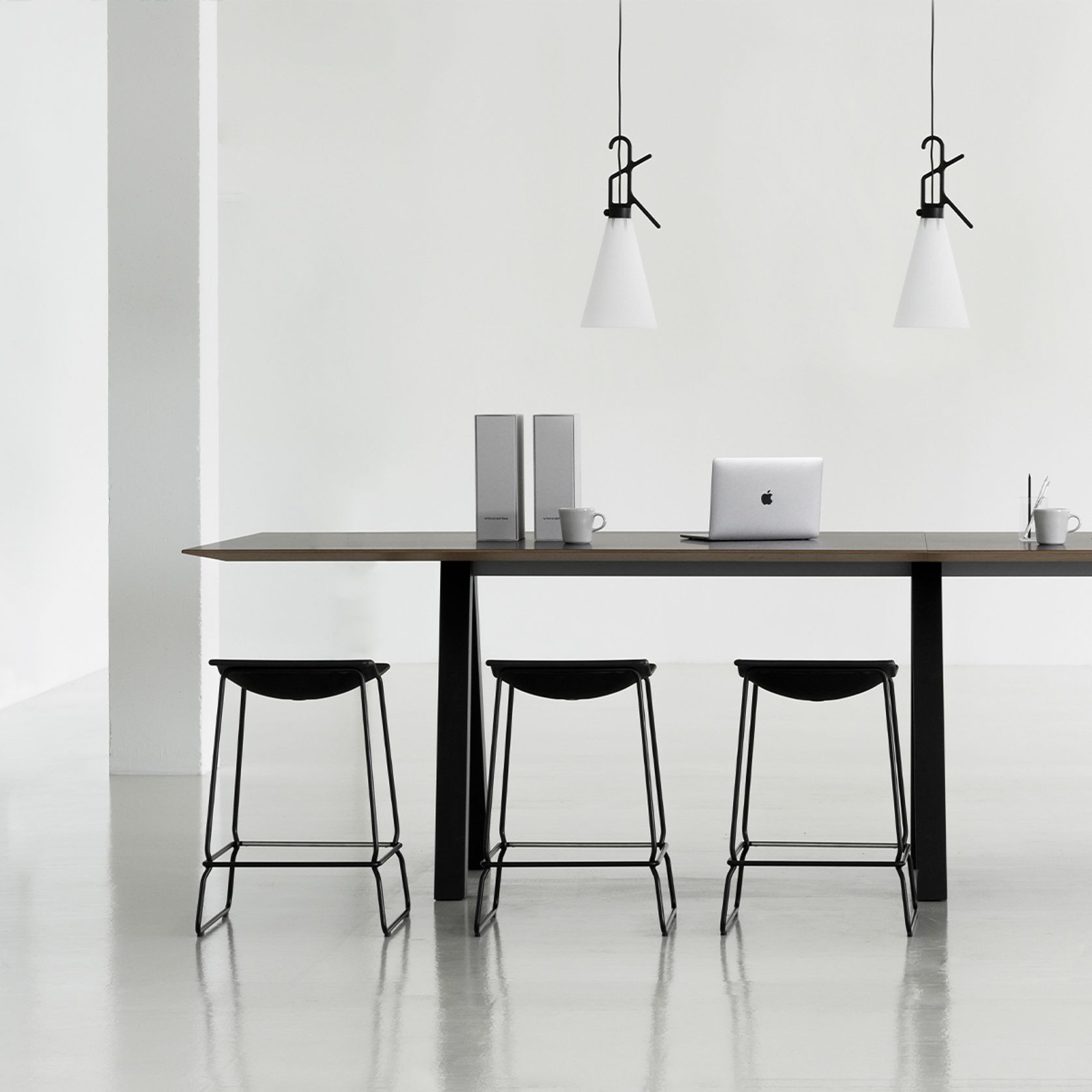 Last Minute Medium Stool gallery detail image