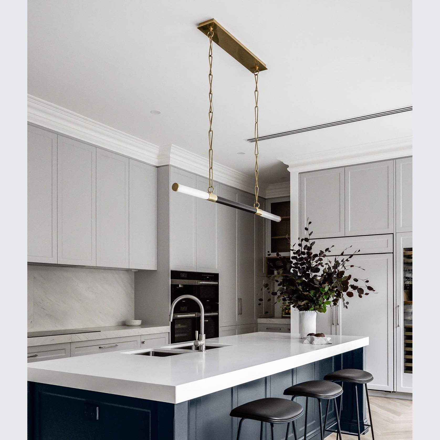 Huntington Linear Pendant Light gallery detail image