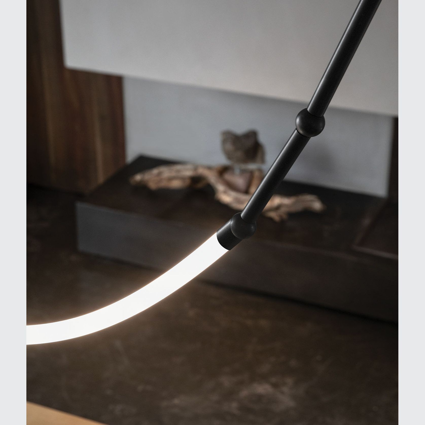 Leda Curve Pendant Light gallery detail image