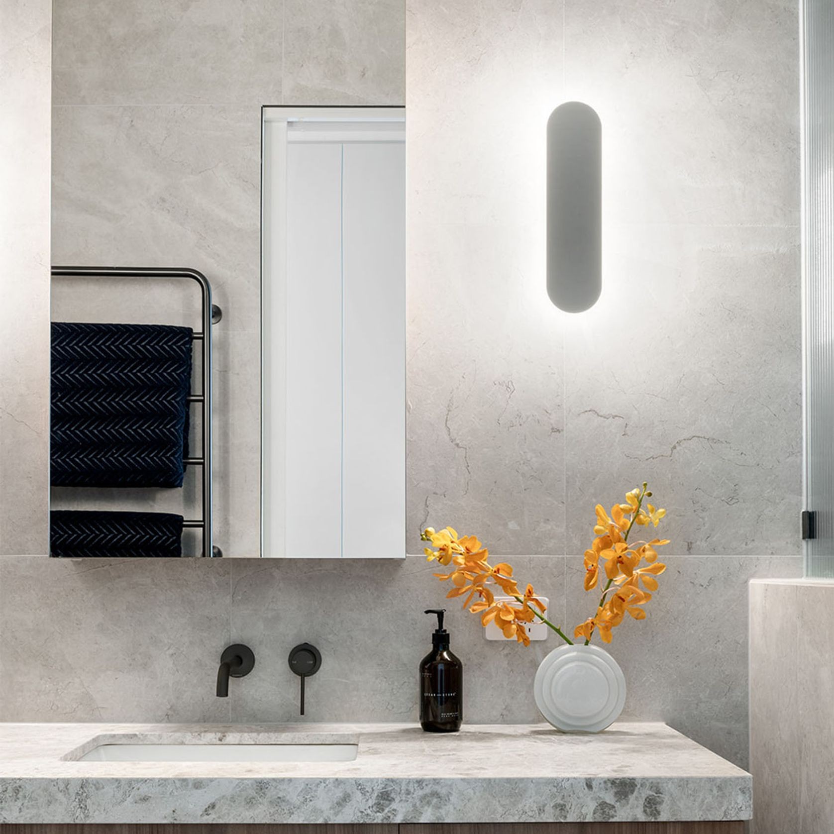 Shadow Long Wall Light gallery detail image