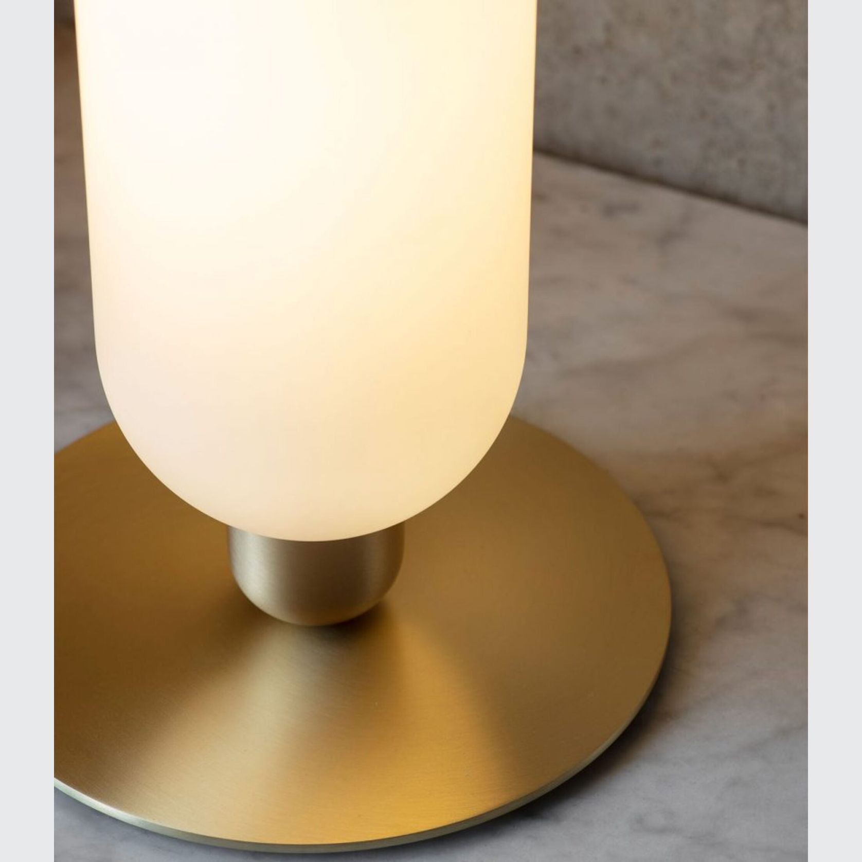 Occulo Table Lamp gallery detail image