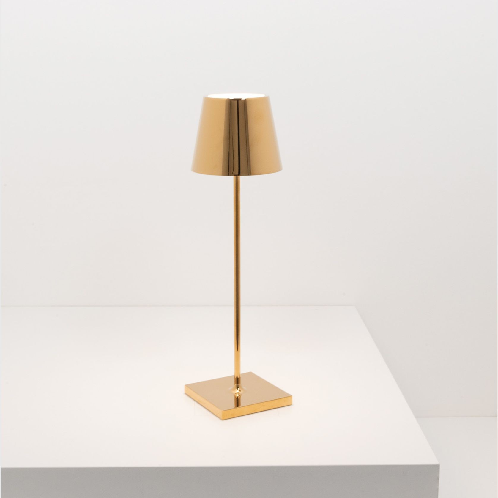 Poldina Metallic Table Lamp gallery detail image
