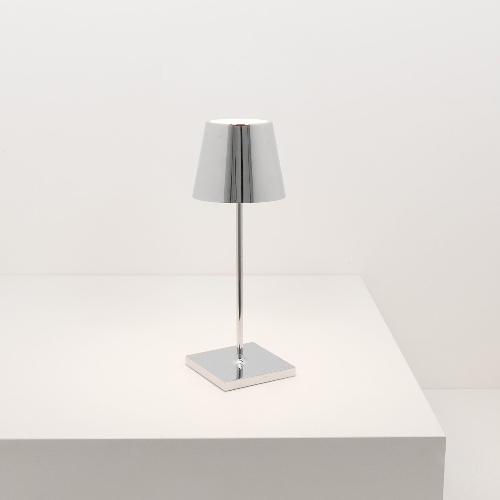 Poldina Mini Metallic Table Lamp gallery detail image