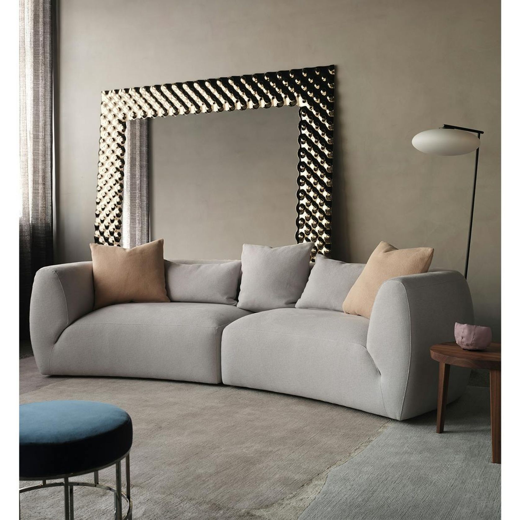 Lily Sofa gallery detail image