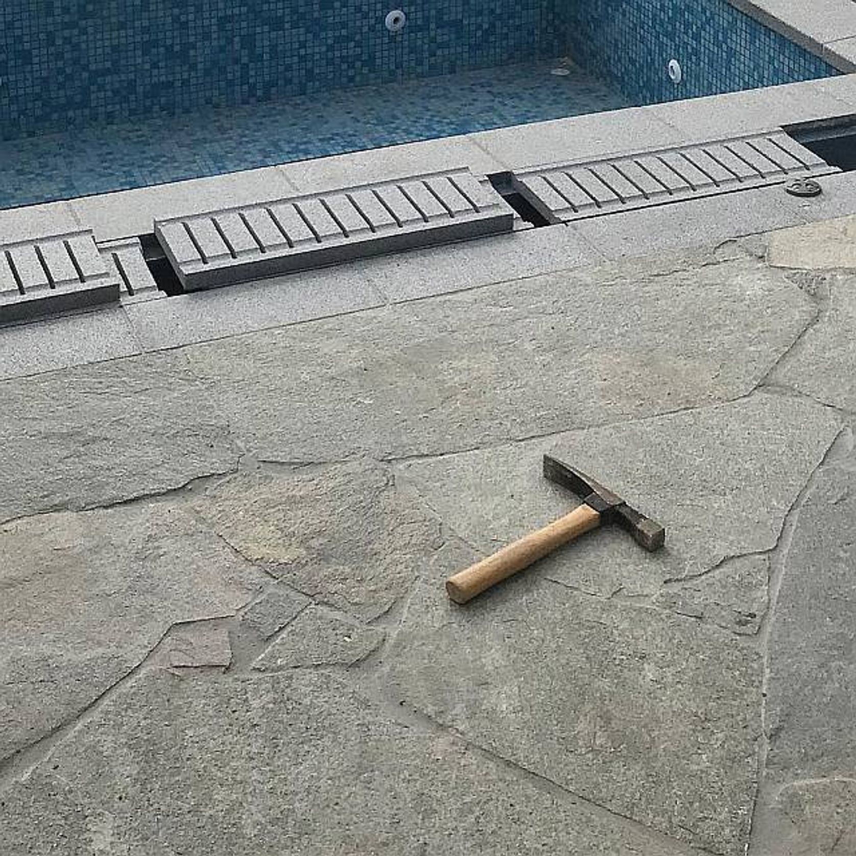 Loden Quartzite Crazy Paving gallery detail image