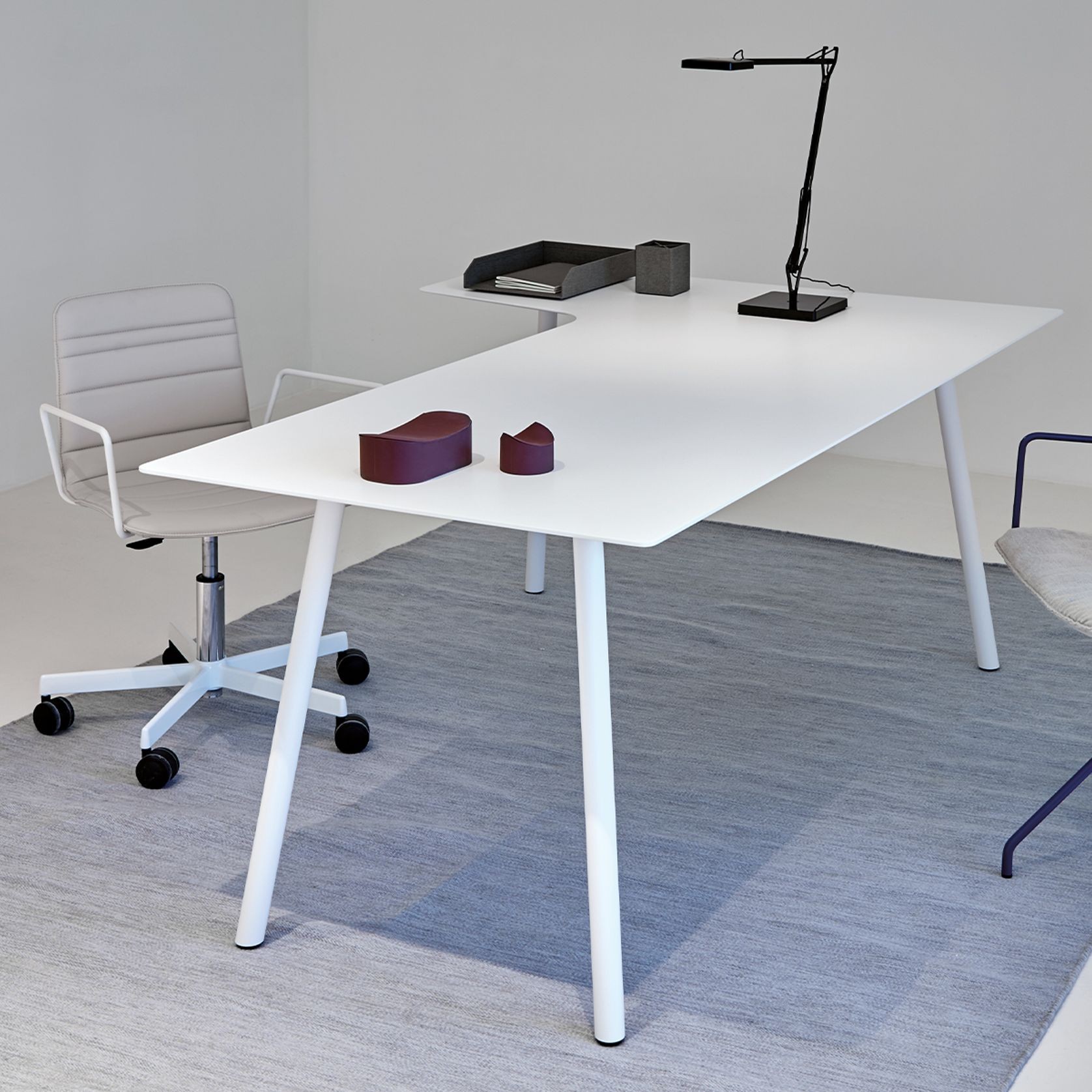 Maarten Desk gallery detail image