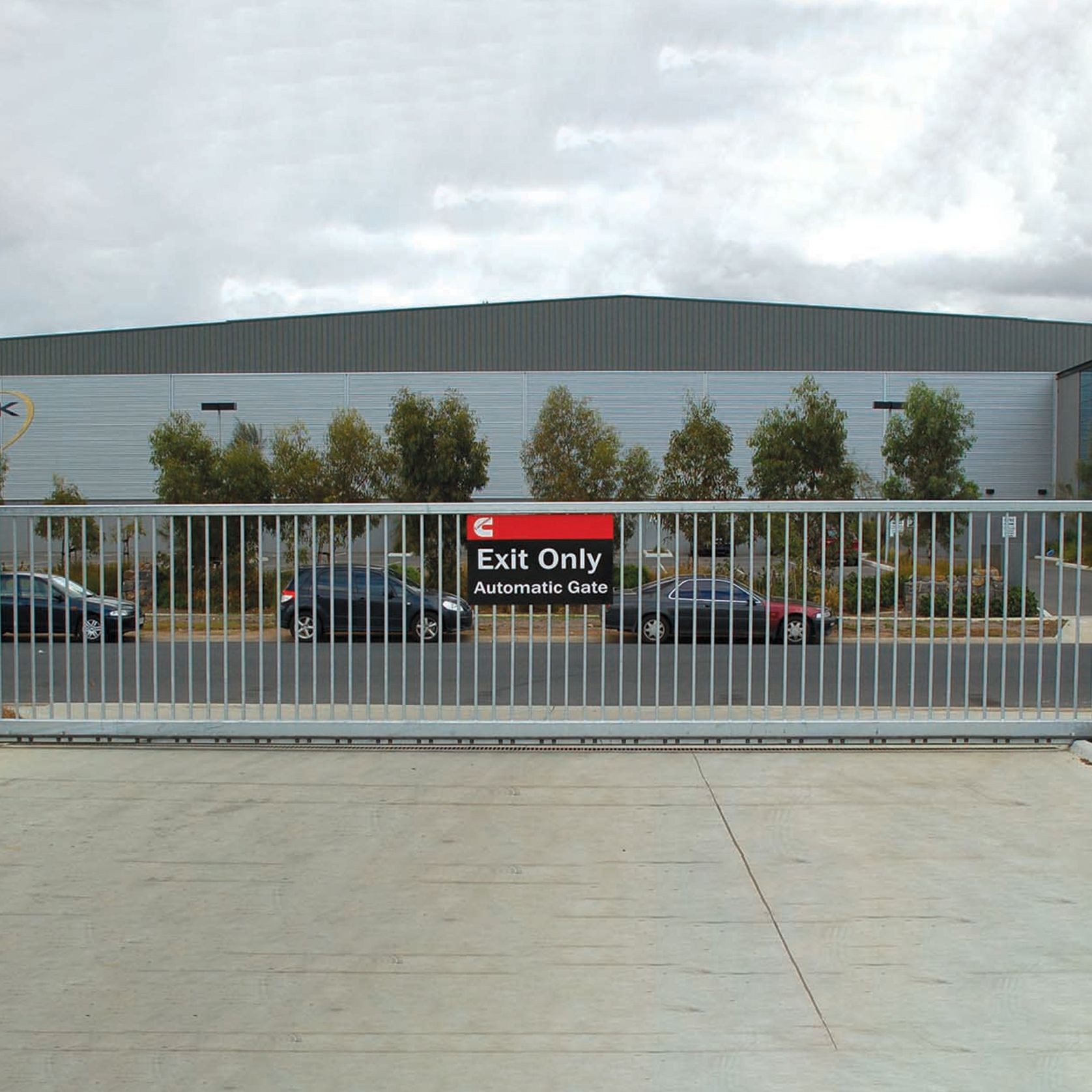 MCG Cantilever Sliding Gate gallery detail image