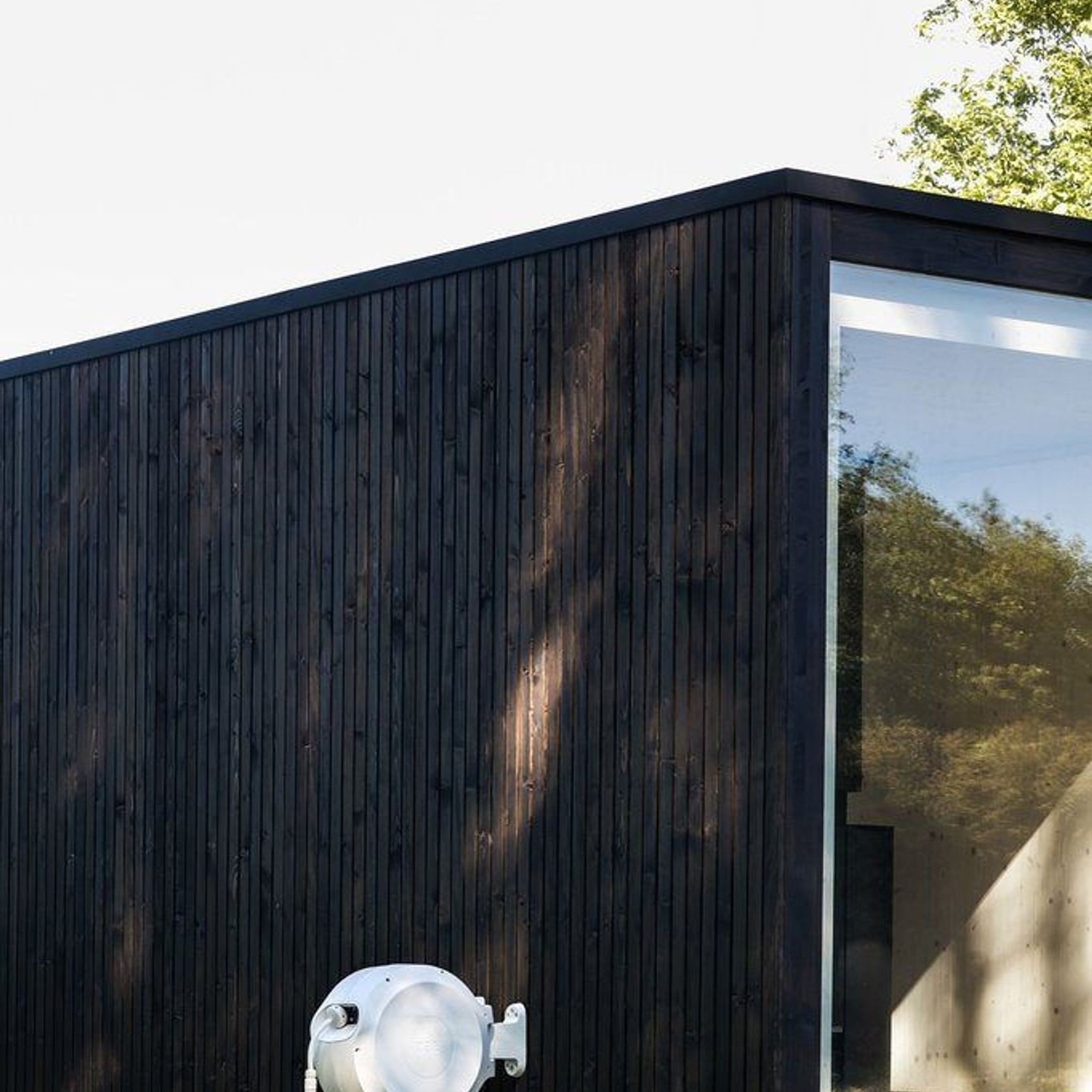 Zee Mirtoon Hose Reel 30M White gallery detail image