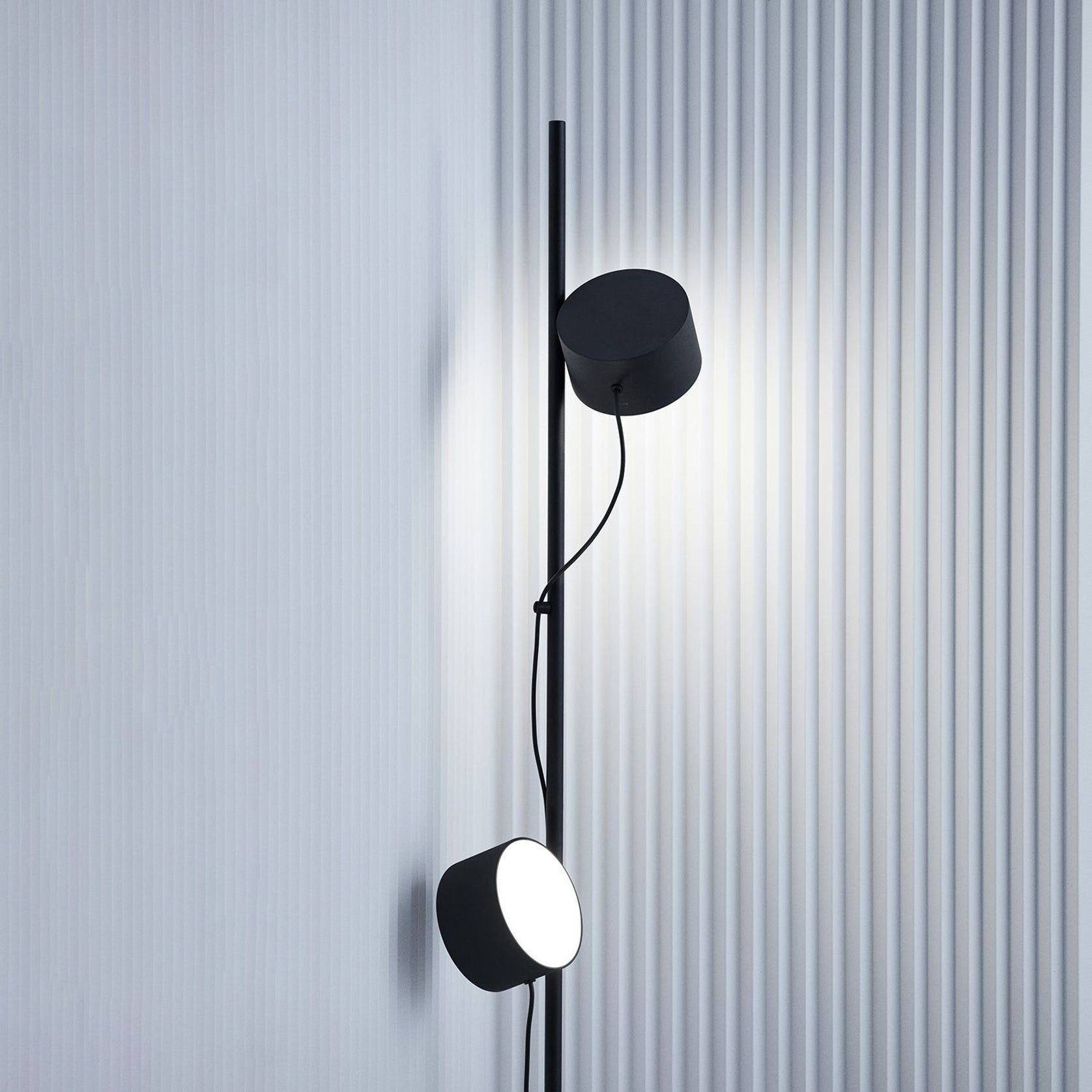 Muuto | Post Floor Lamp gallery detail image